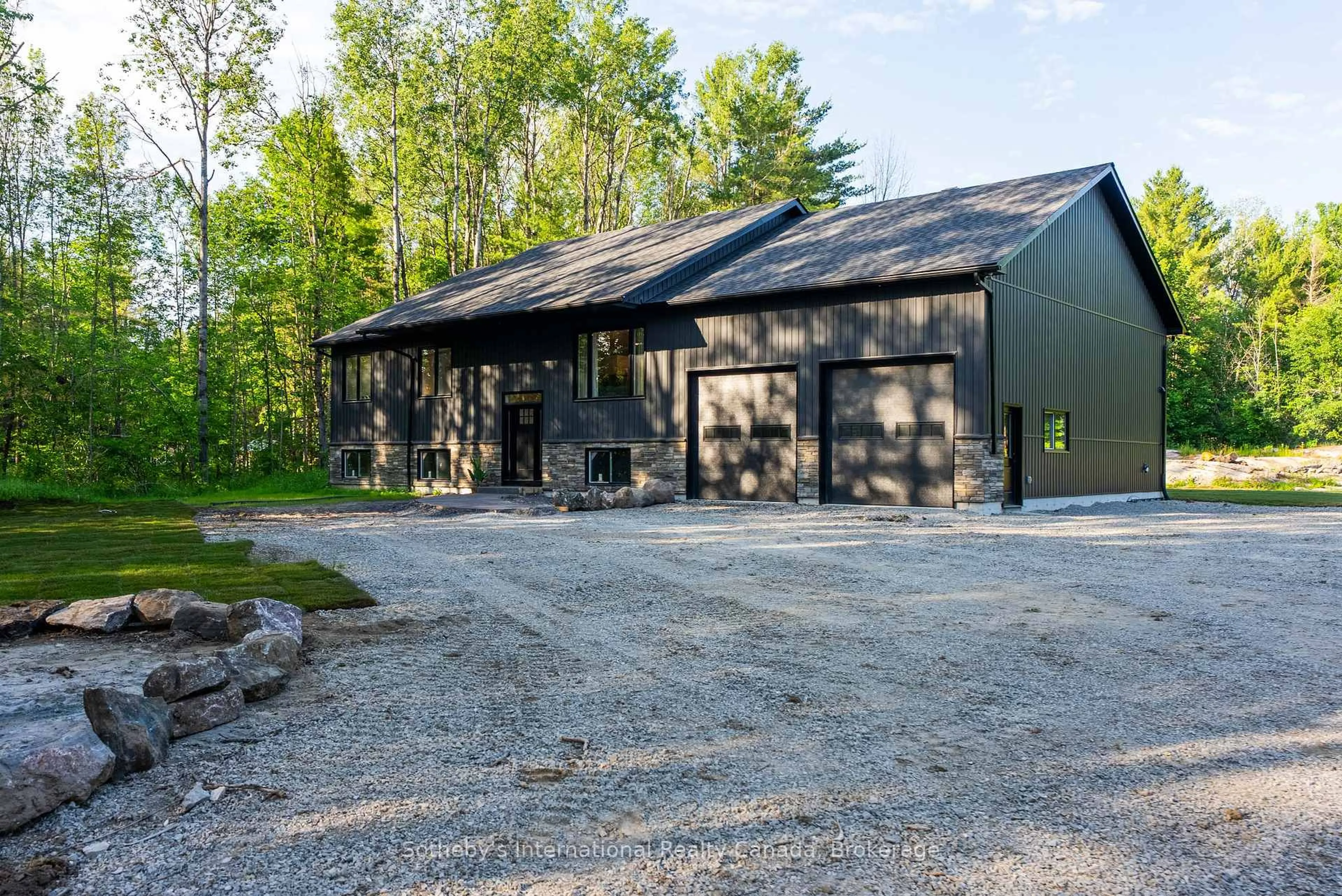Unknown for 1064 Laidlaw Ave, Gravenhurst Ontario L0K 2B0