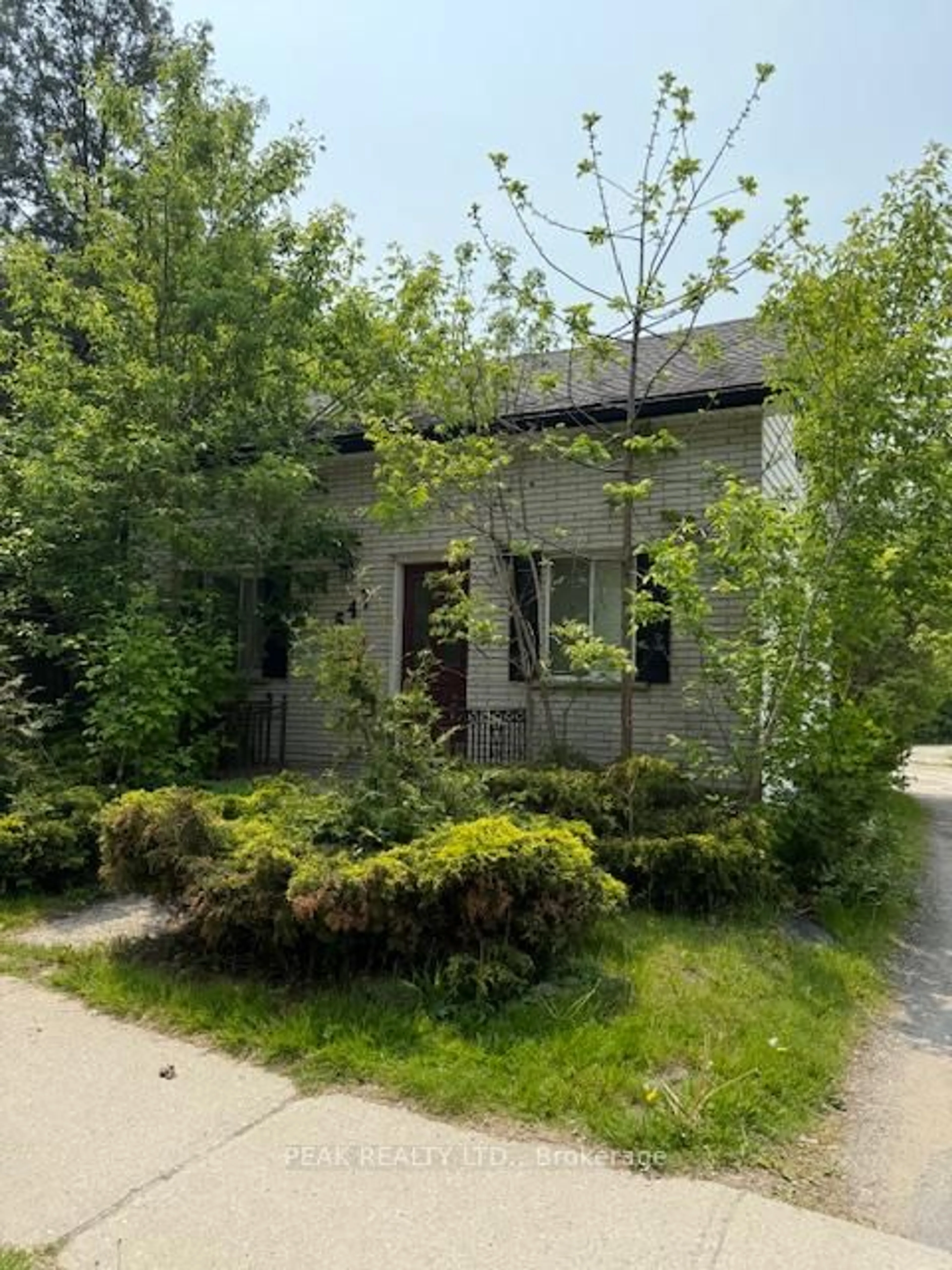 Unknown for 547 Lancaster St, Kitchener Ontario N2K 1M2