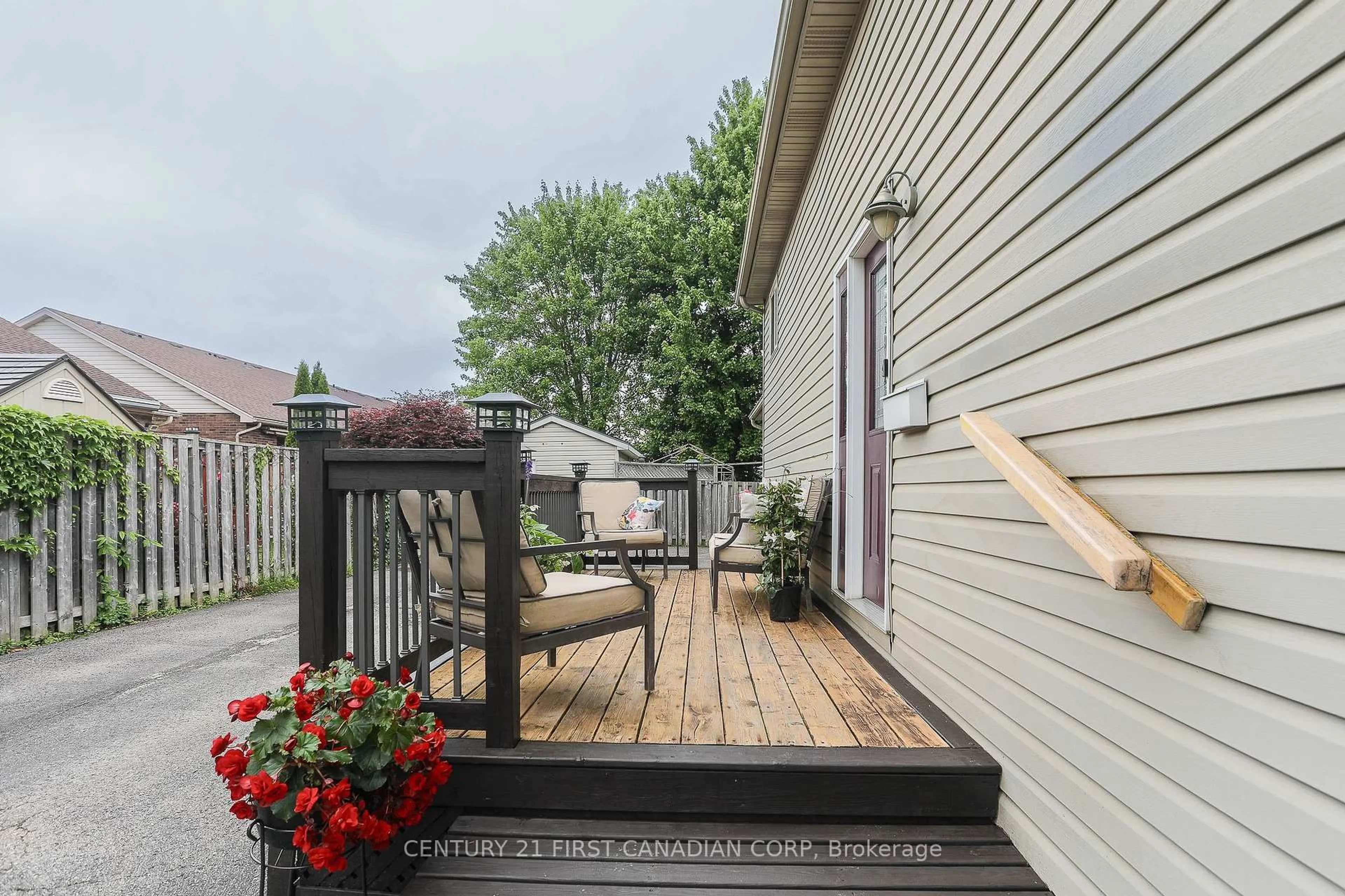 Patio, street for 168 Forest Ave, St. Thomas Ontario N5R 2K2