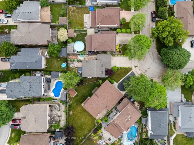 Additional image 30 of 12 Sutton Crt