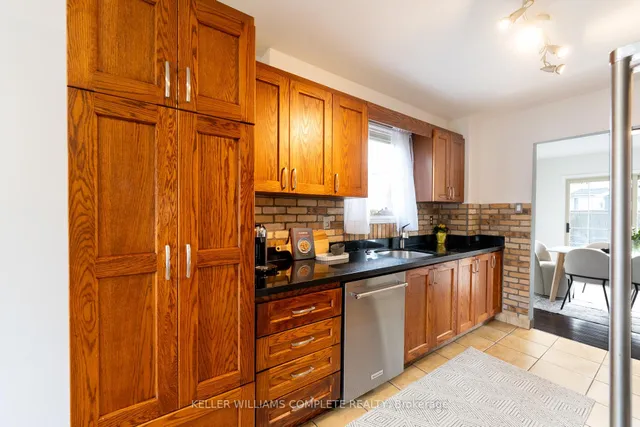 Additional image 7 of 12 Sutton Crt