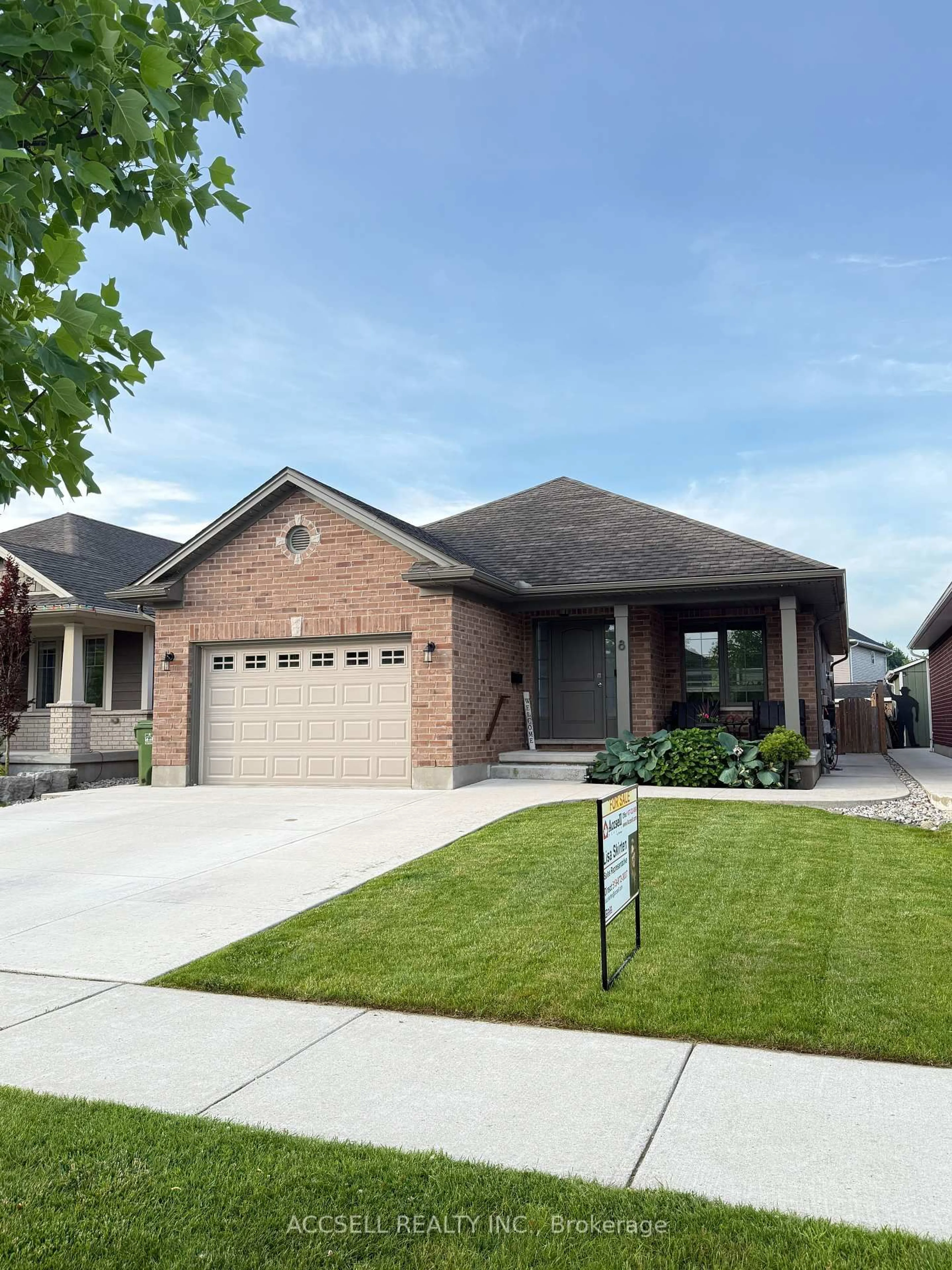 Home with brick exterior material, street for 8 Bridle Path, St. Thomas Ontario N5R 0C1
