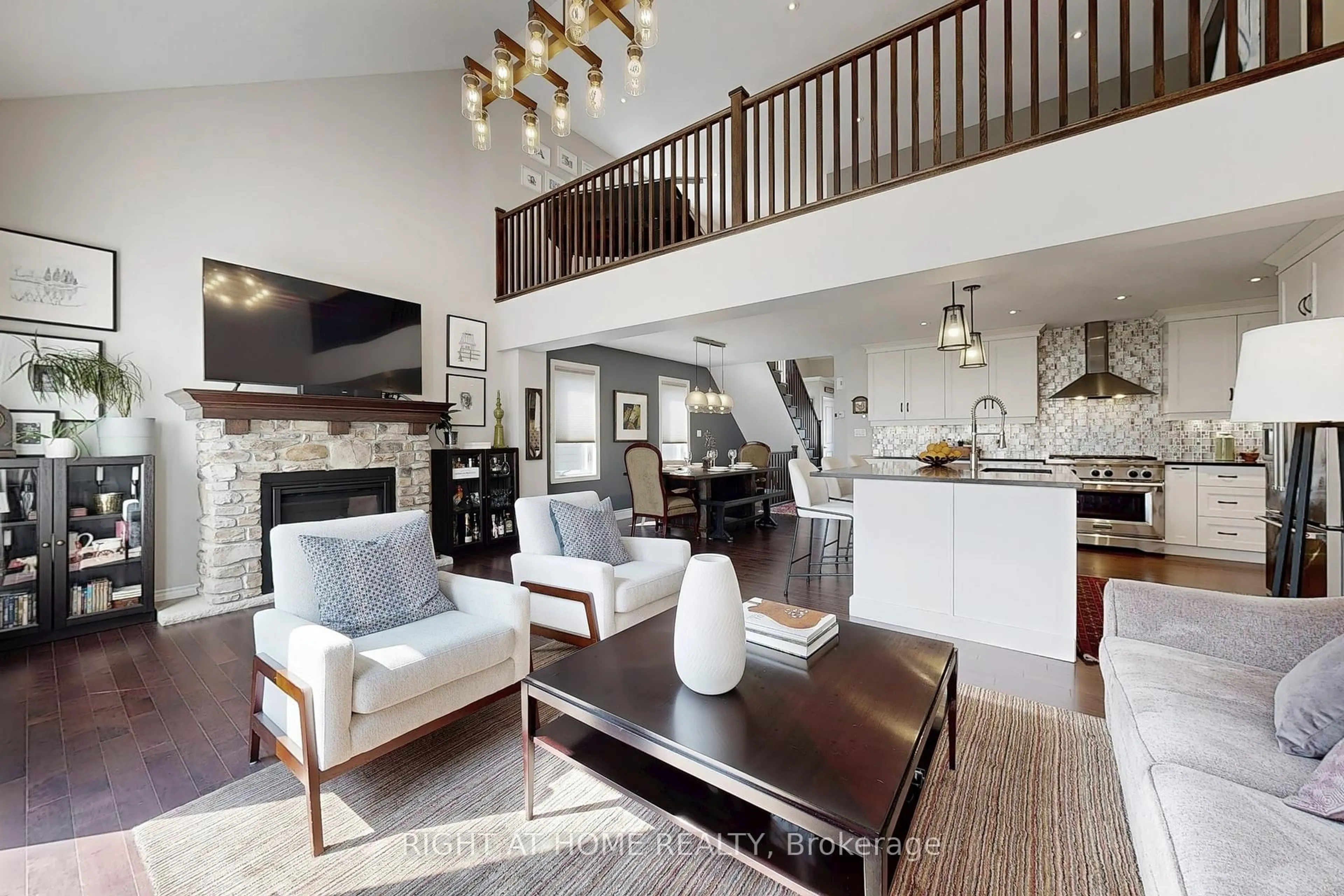 Open concept kitchen, unknown for 114 Anchors Way, Blue Mountains Ontario N0H 2P0