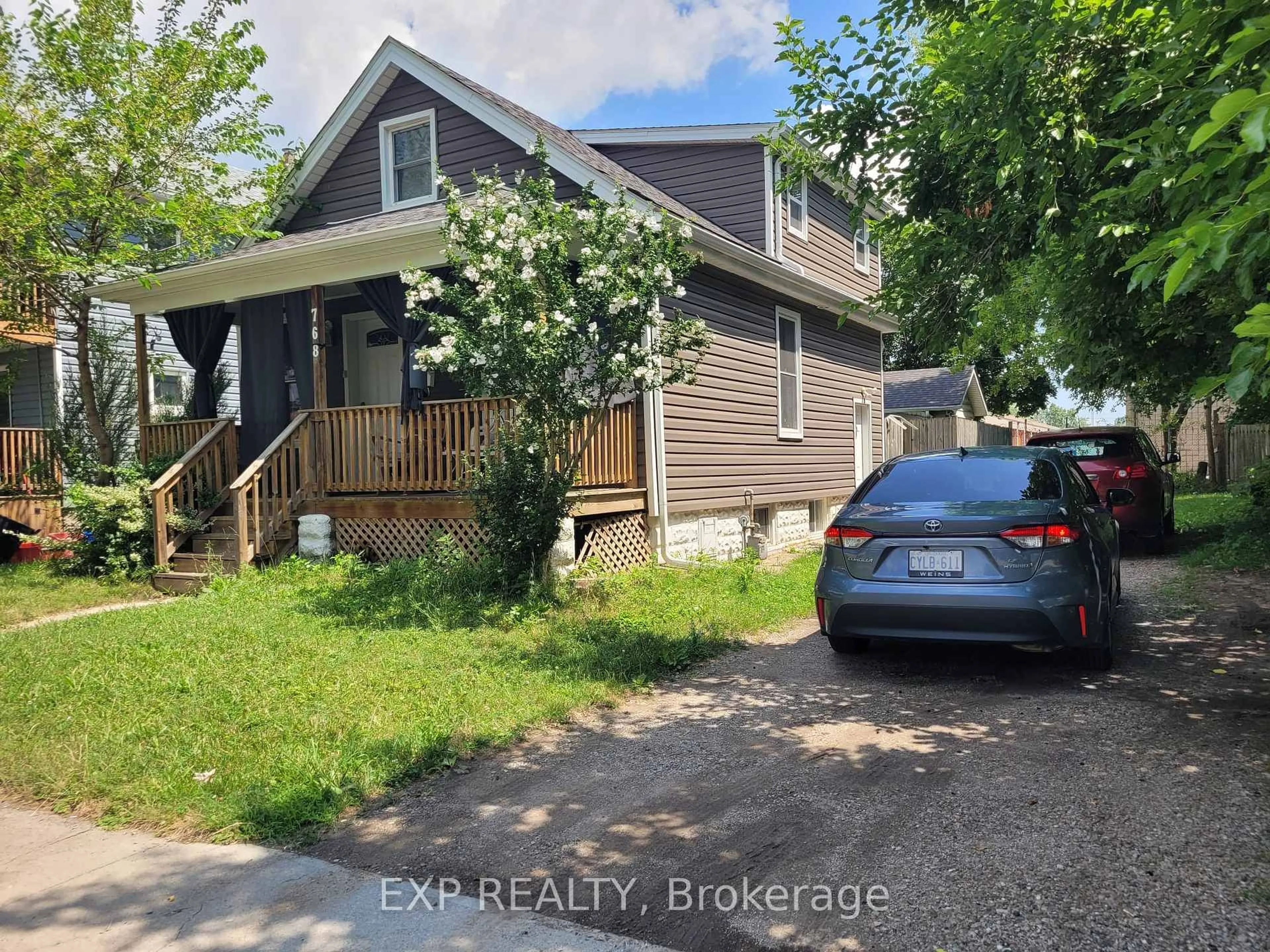 A pic from outside/outdoor area/front of a property/back of a property/a pic from drone, street for 768 Mckay Ave, Windsor Ontario N9B 2A1