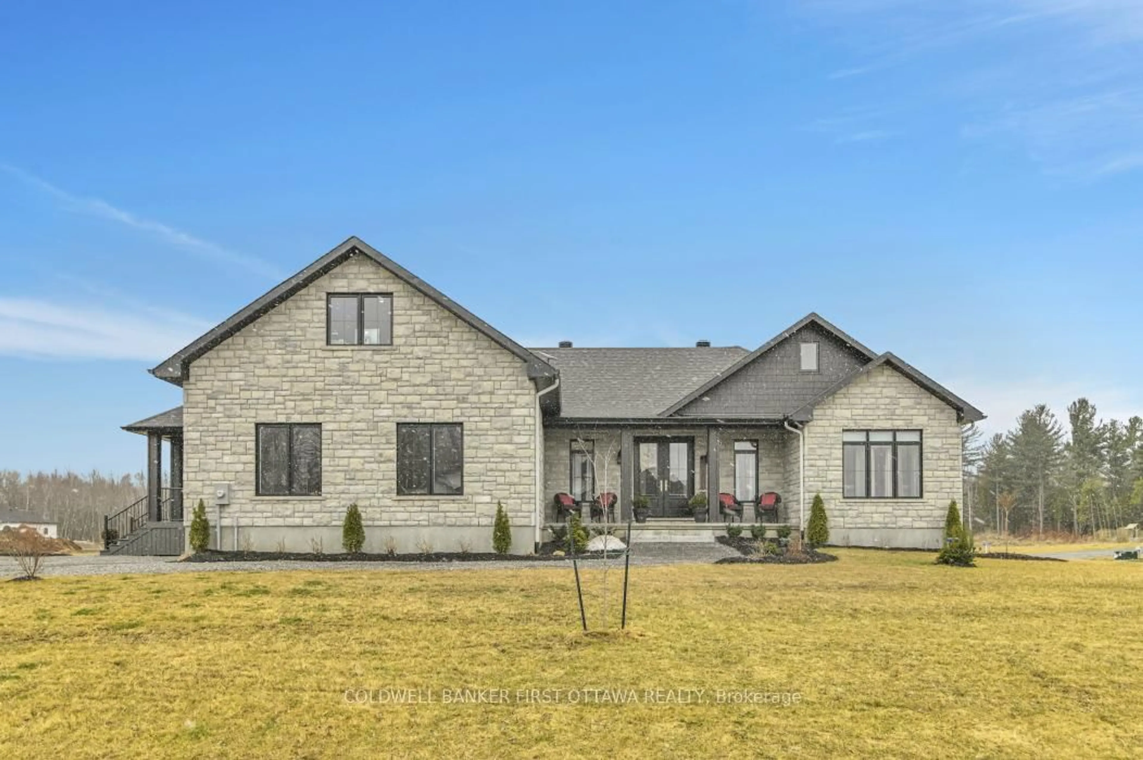 Home with brick exterior material, building for 1684 Trizisky St, North Dundas Ontario K0E 1S0
