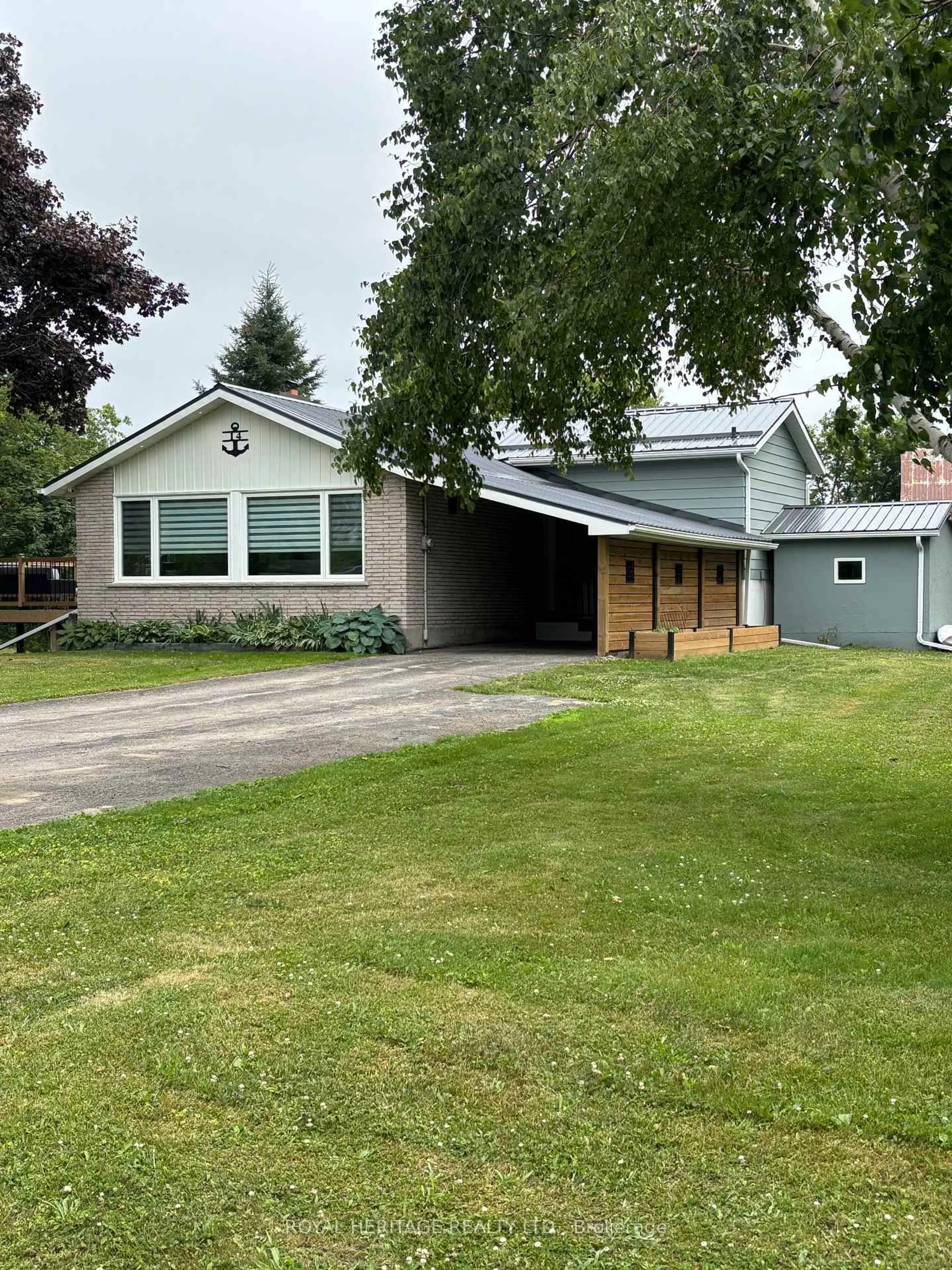 A pic from outside/outdoor area/front of a property/back of a property/a pic from drone, street for 14 Arbour Crt, Kawartha Lakes Ontario L0B 1K0