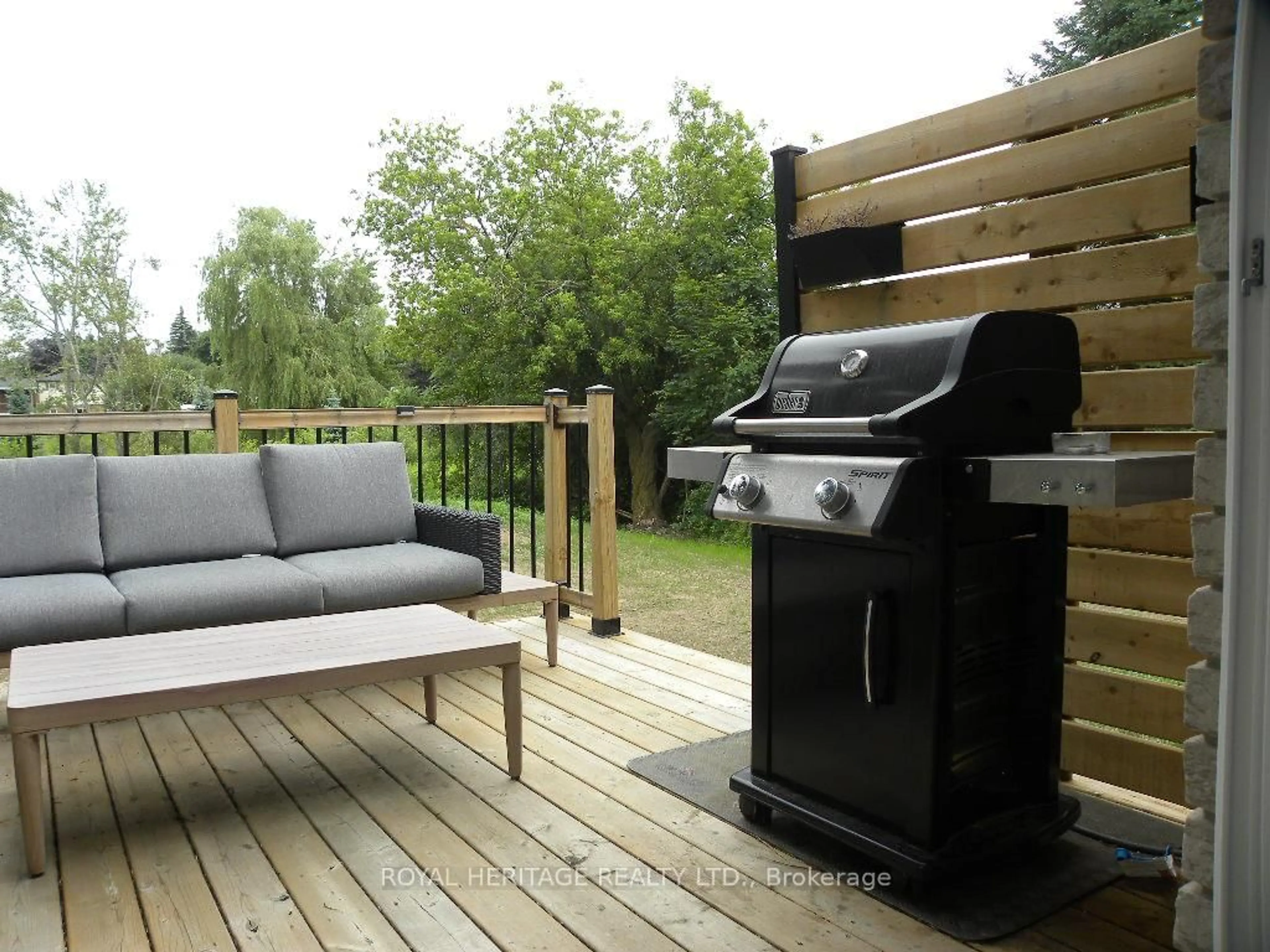 Patio, unknown for 14 Arbour Crt, Kawartha Lakes Ontario L0B 1K0
