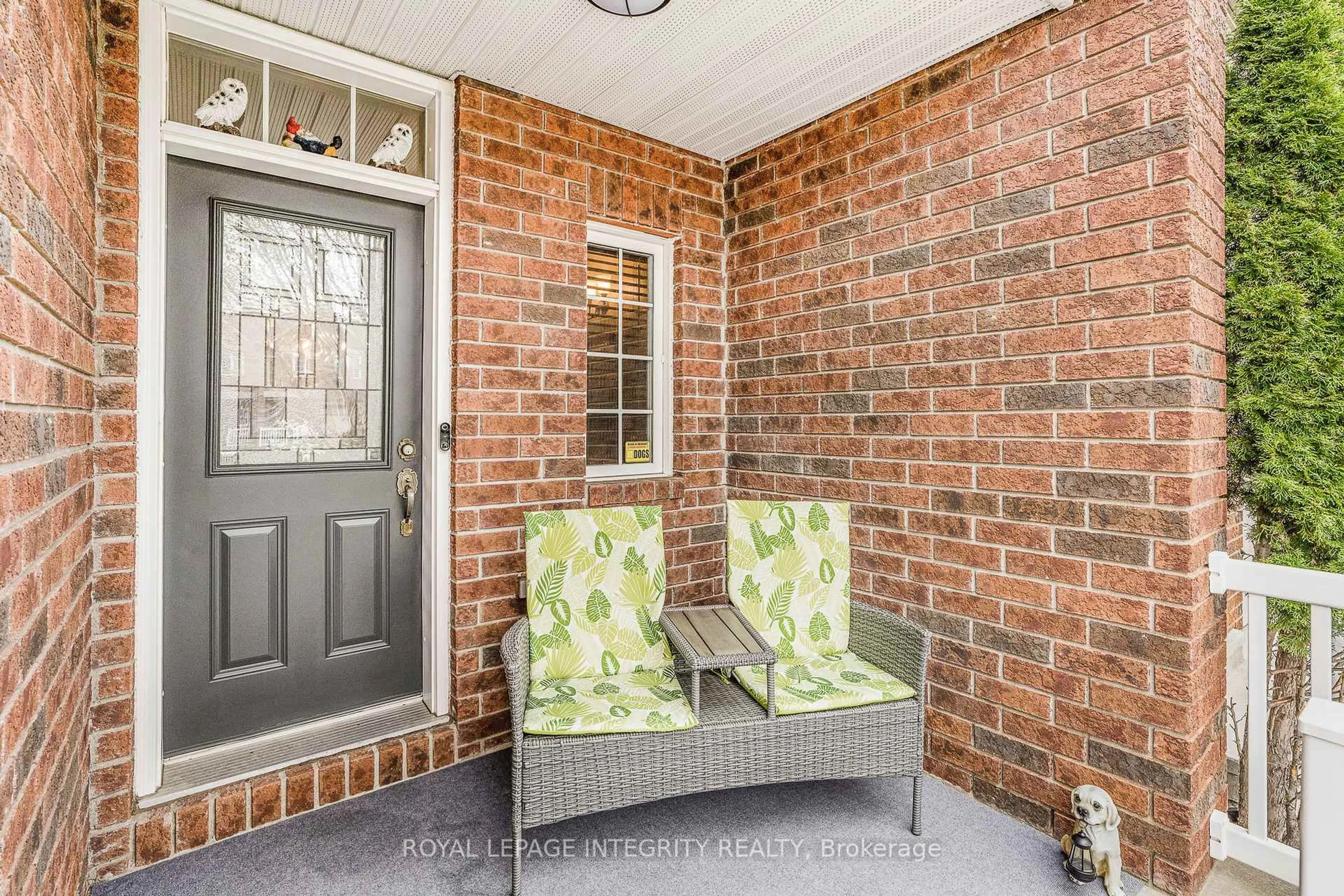 Unknown for 527 Salzburg Dr, Orleans Ontario K4A 0C6