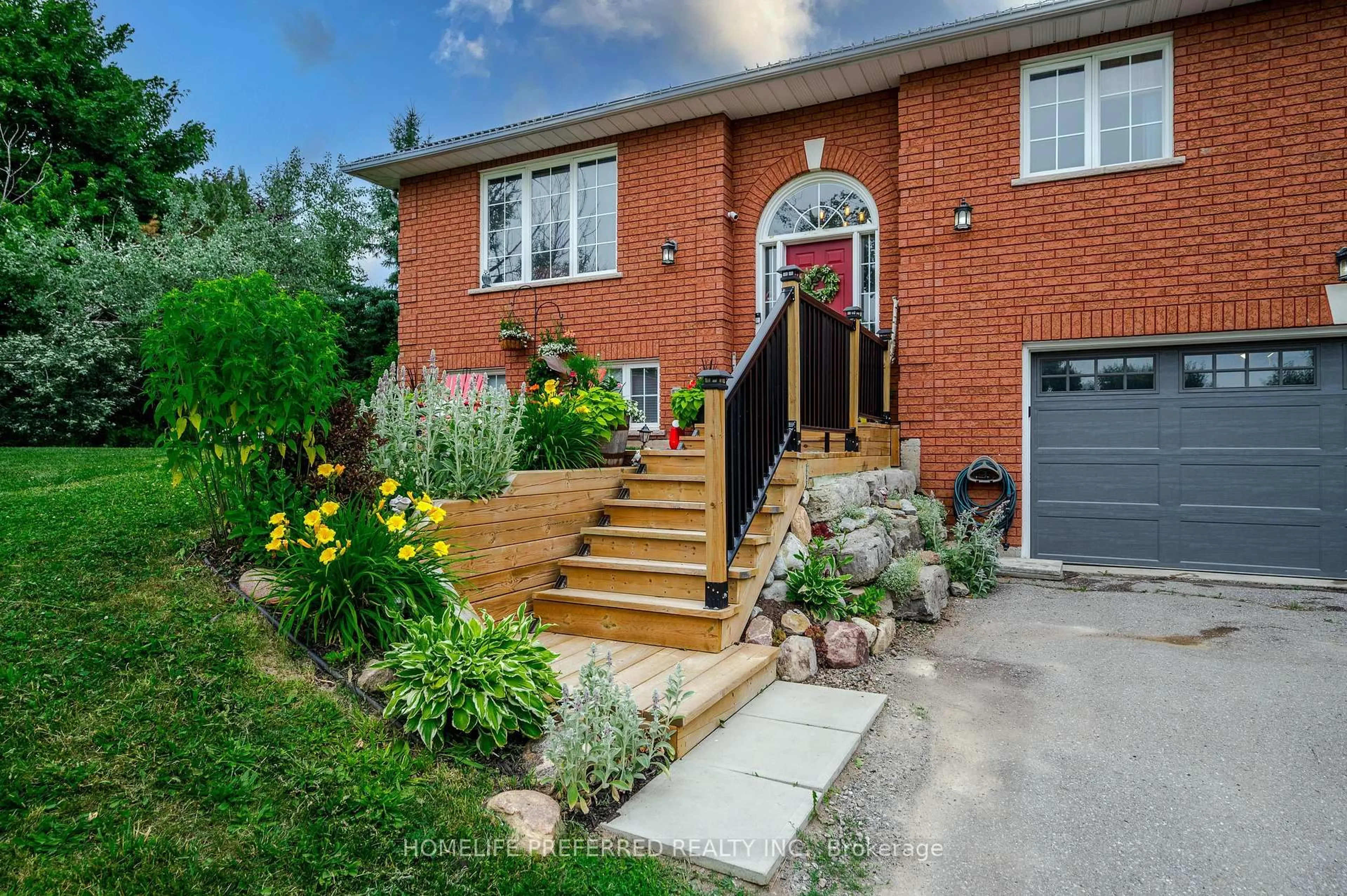 Home with brick exterior material, street for 2403 Kennedy Dr, Cavan Monaghan Ontario L0A 1C0