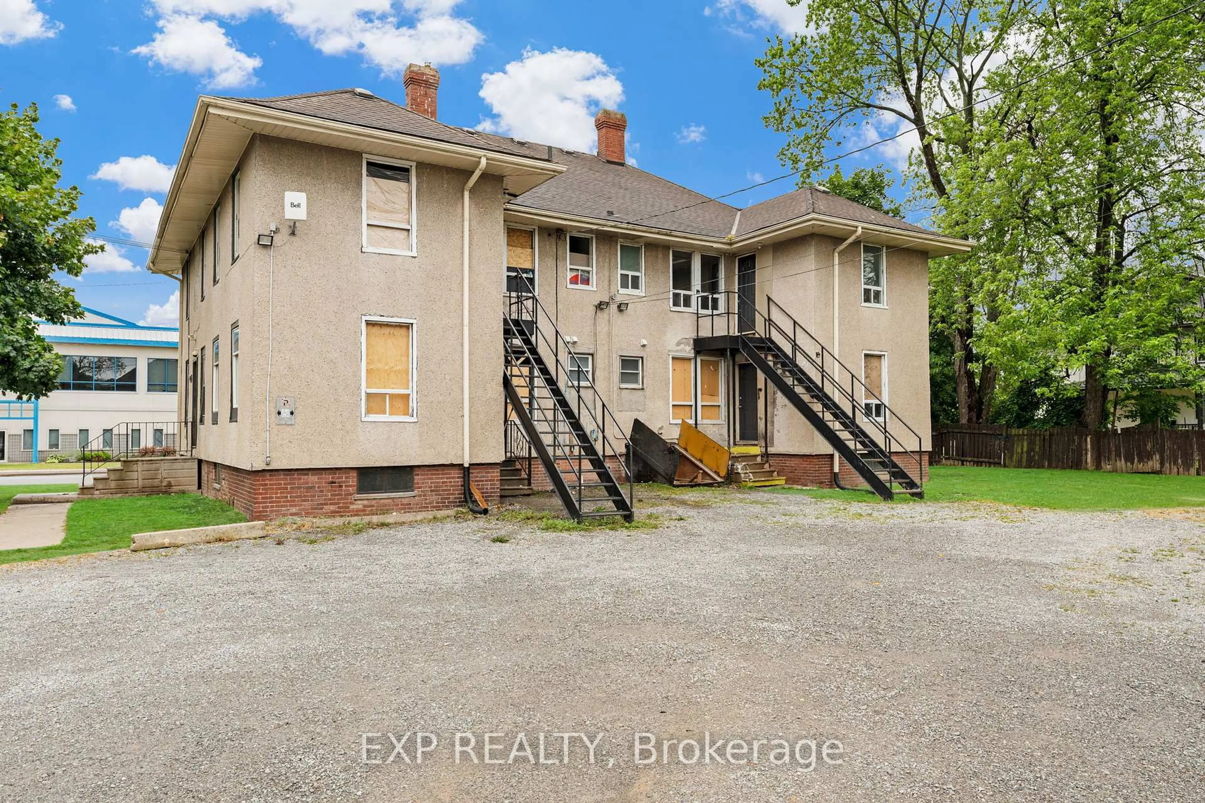 Unknown for 480 King St, Welland Ontario L3B 3K7