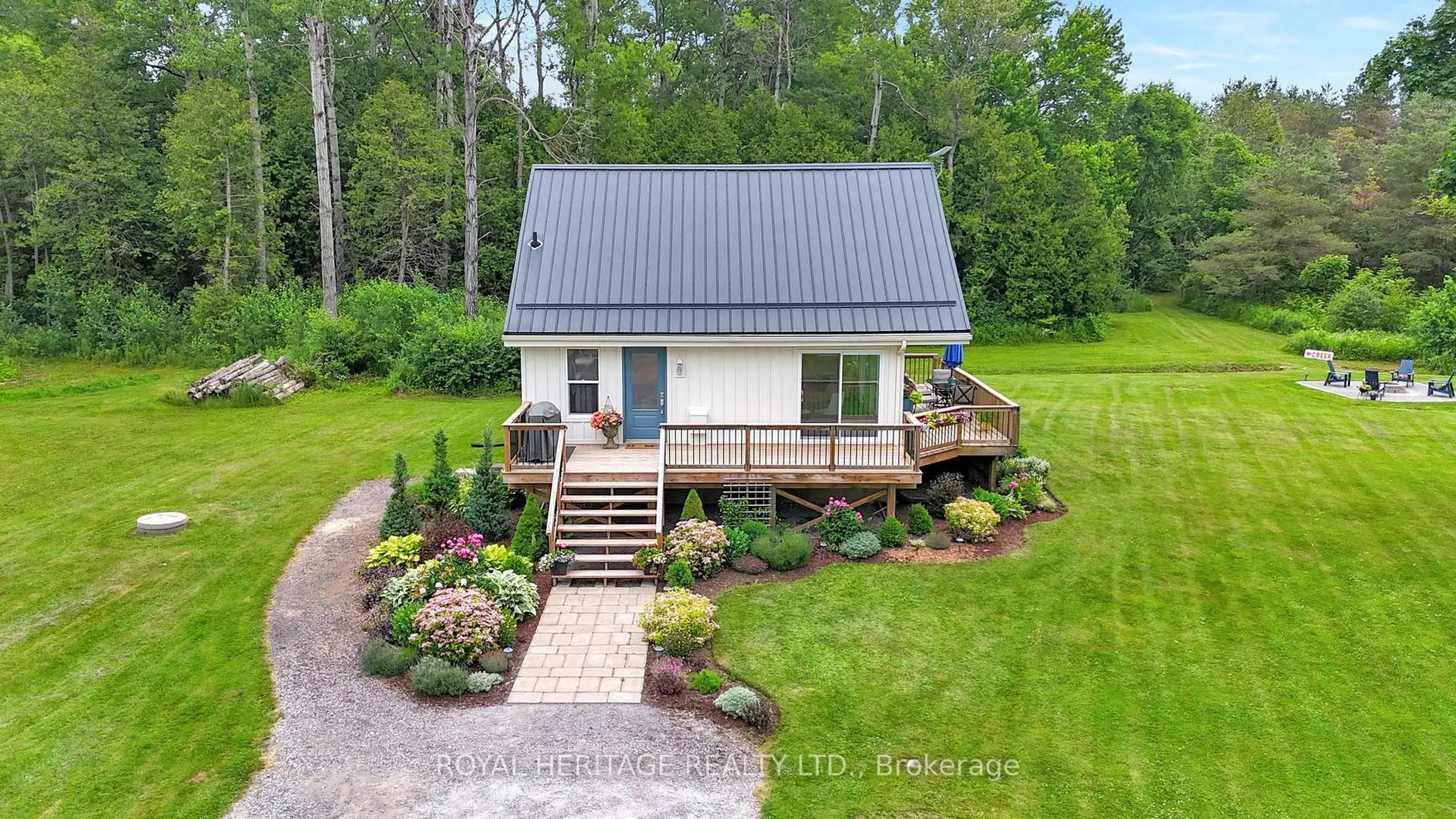 A pic from outside/outdoor area/front of a property/back of a property/a pic from drone, water/lake/river/ocean view for 7551 Campbell Rd, Port Hope Ontario L0A 1B0