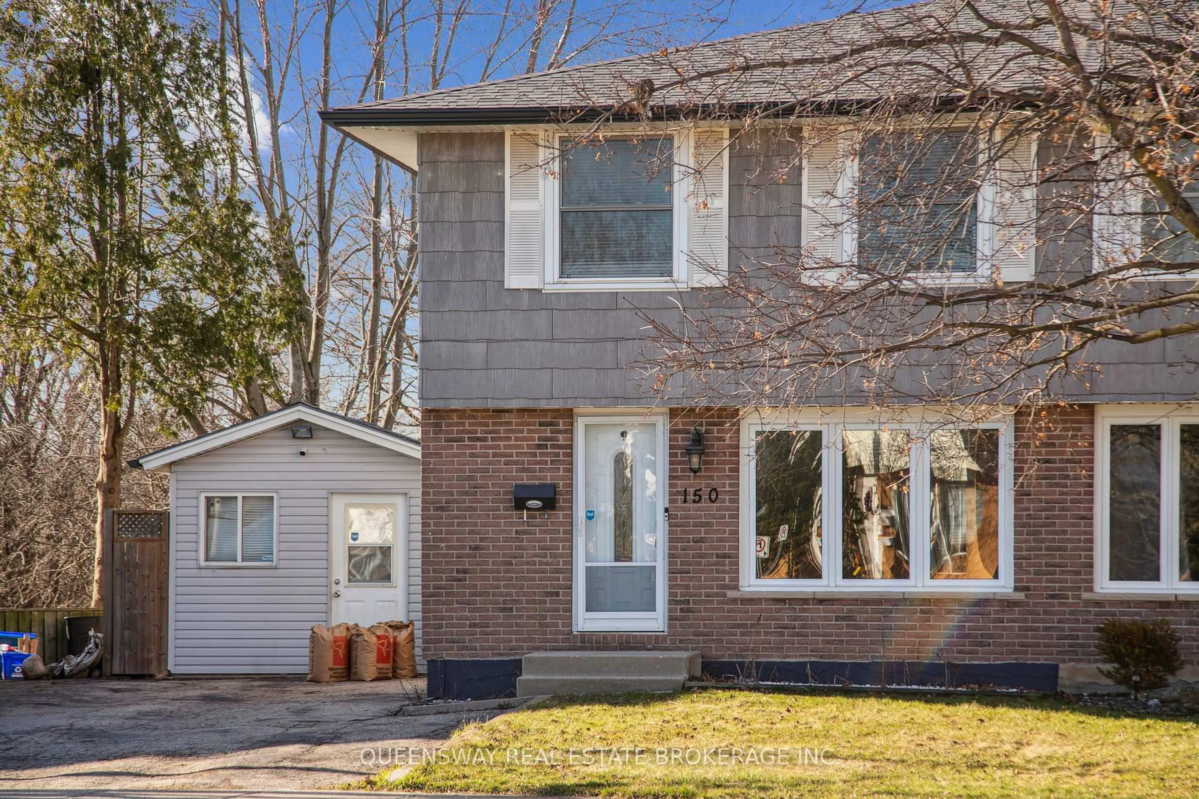 Home with brick exterior material, street for 150 Hillmer Rd, Cambridge Ontario N1R 6N8
