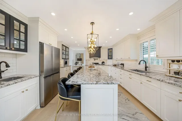 Additional property image - 10 Meander Clse