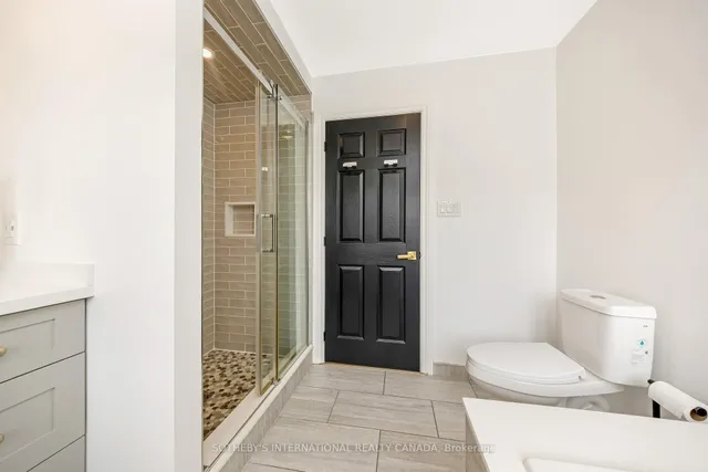 Additional property image - 10 Meander Clse
