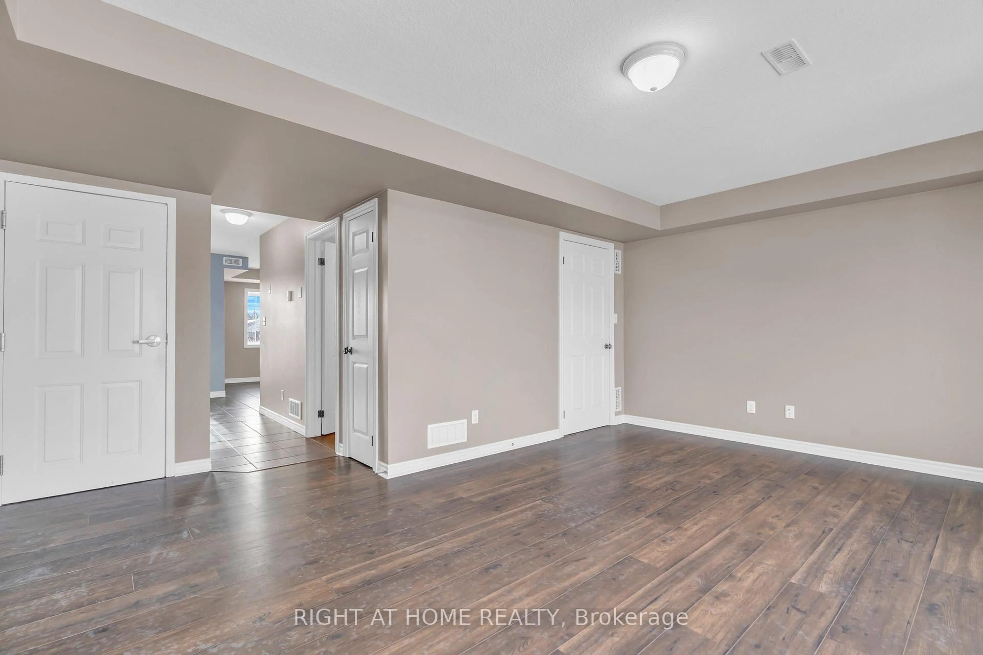 A pic of a room for 630 Woodlawn Rd #B, Guelph Ontario N1E 0K4