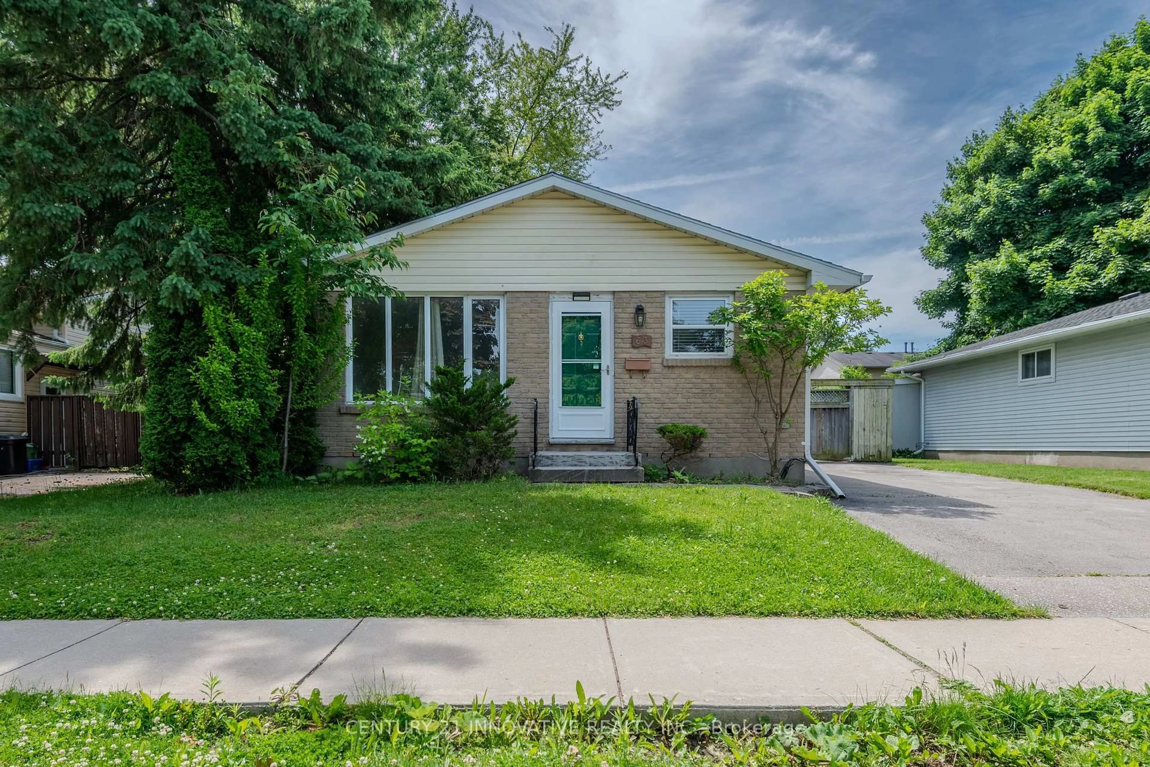 Home with vinyl exterior material, street for 63 Ardsley Rd, London North Ontario N6G 3J4