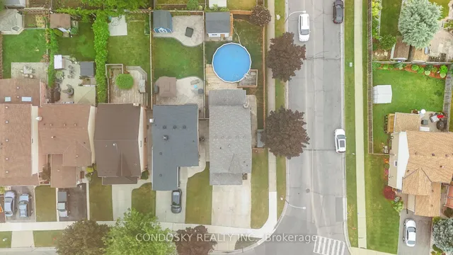 Additional image 2 of 311 Macintosh Dr