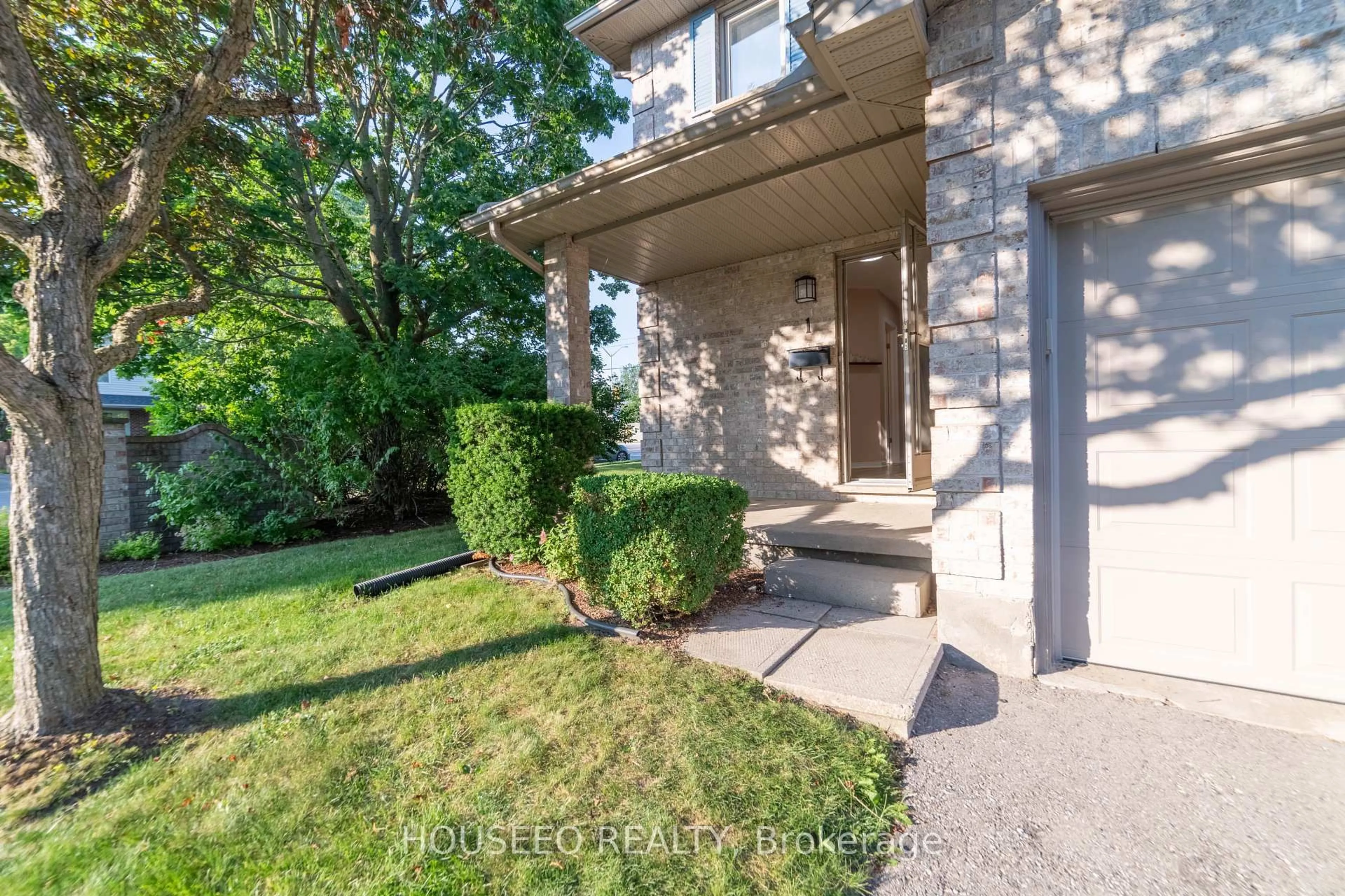 Unknown for 155 Killarney Rd #1, London North Ontario N5X 3X8