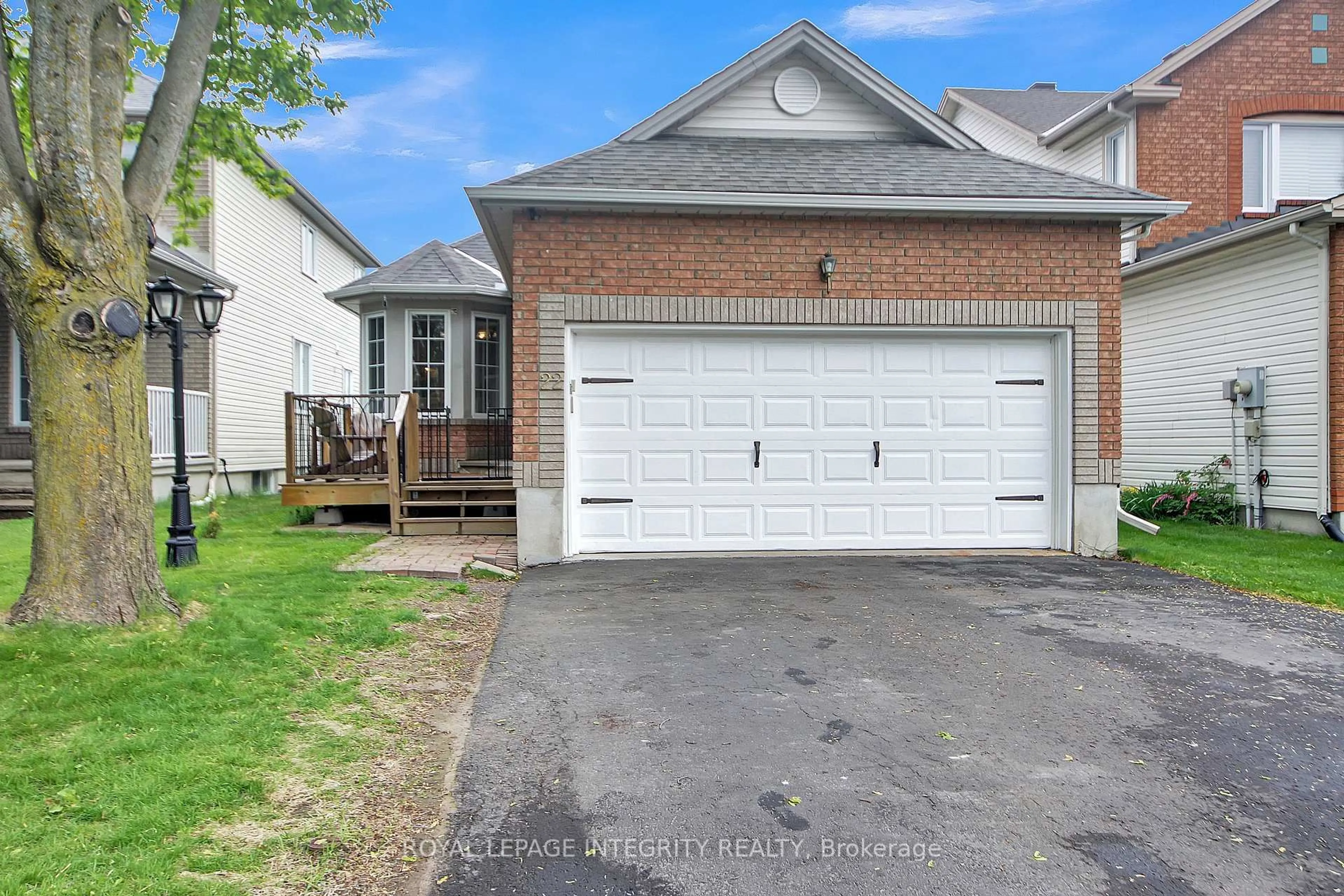 Unknown for 22 Halkirk Ave, Ottawa Ontario K2V 1B5