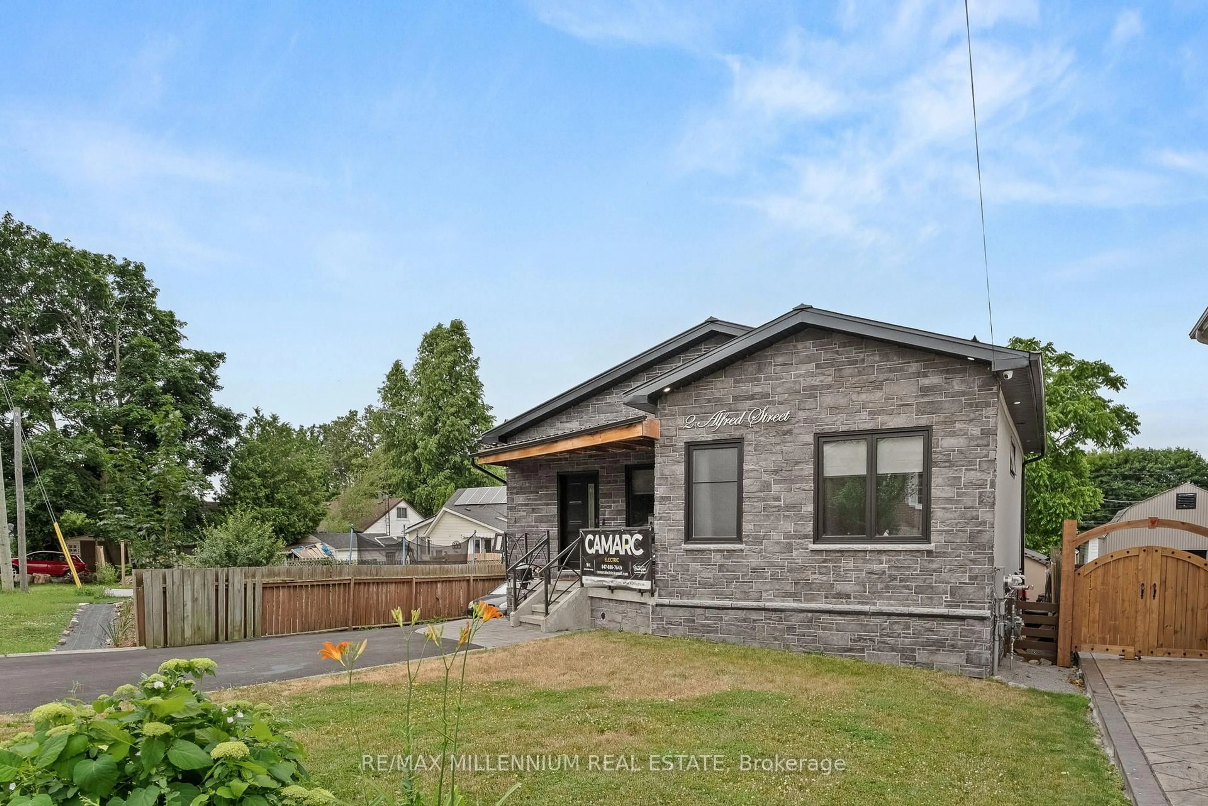 Home with brick exterior material, unknown for 2 Alfred St, Port Hope Ontario L1A 2W7