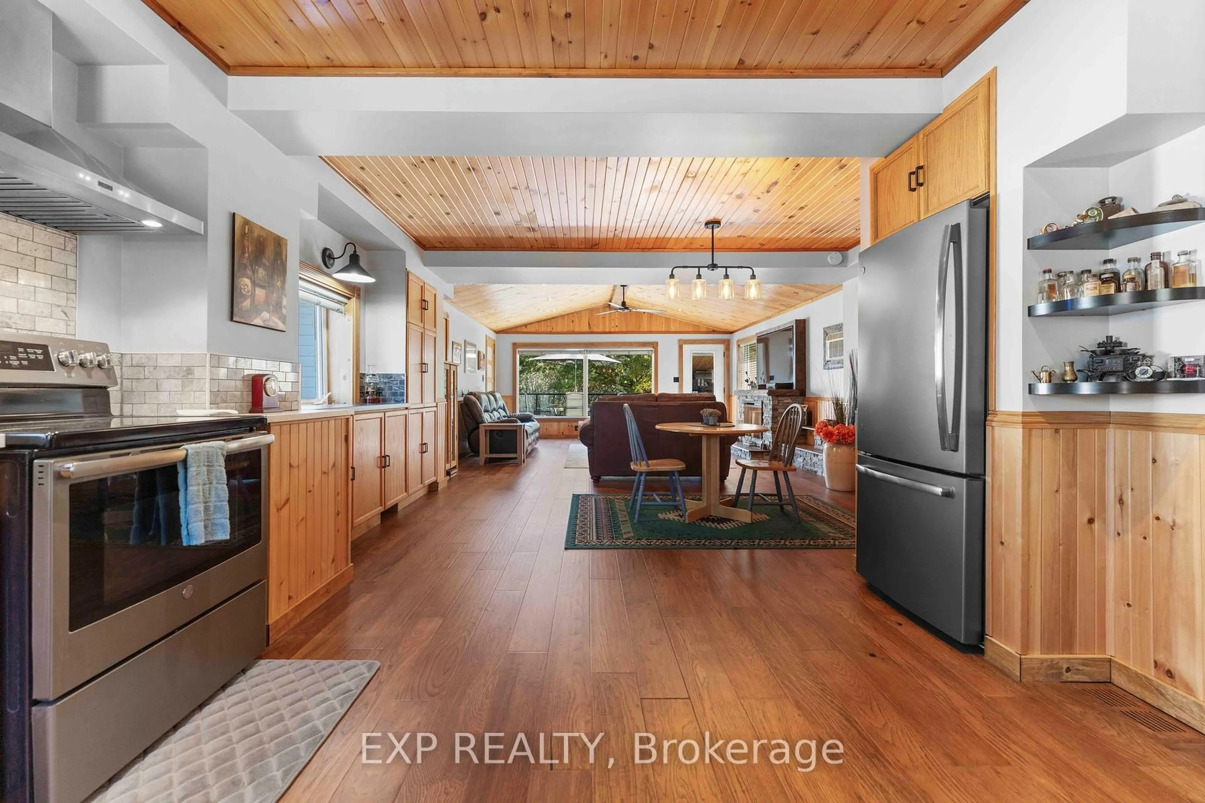 Open concept kitchen, unknown for 215 Queen St, Killaloe Ontario K0J 2A0