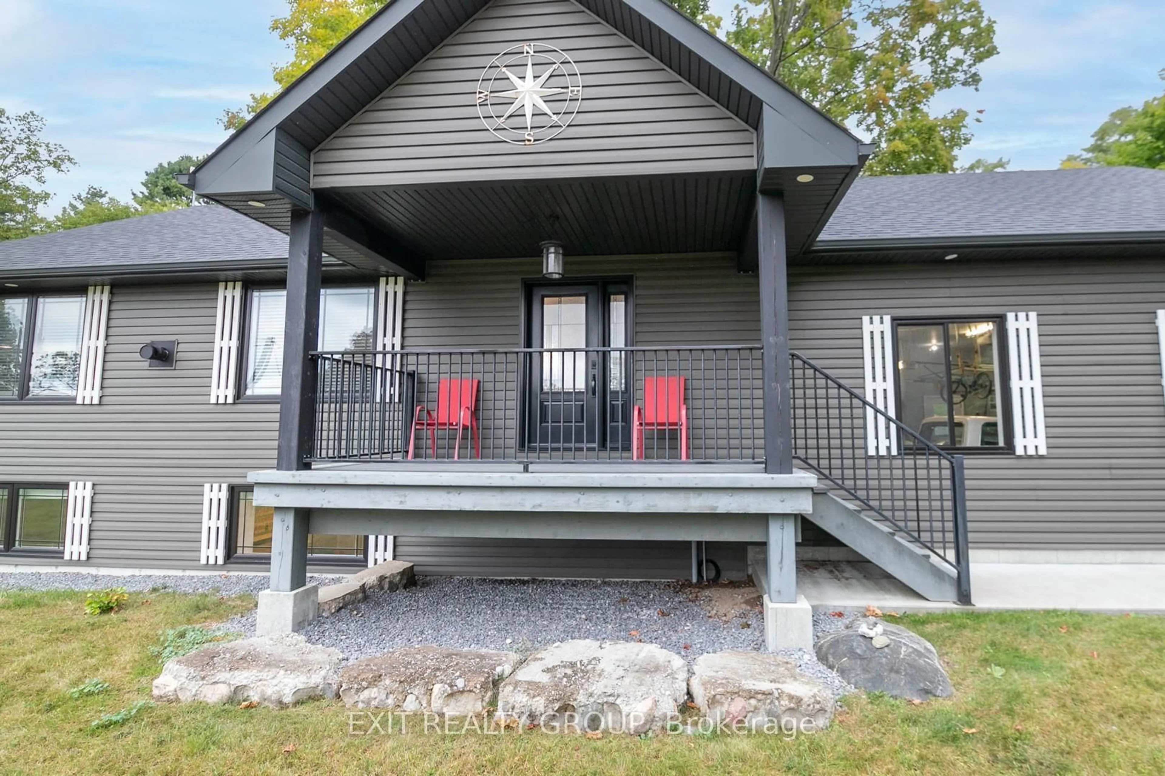 Home with vinyl exterior material, unknown for 14846 County Road 2, Brighton Ontario K0K 1H0