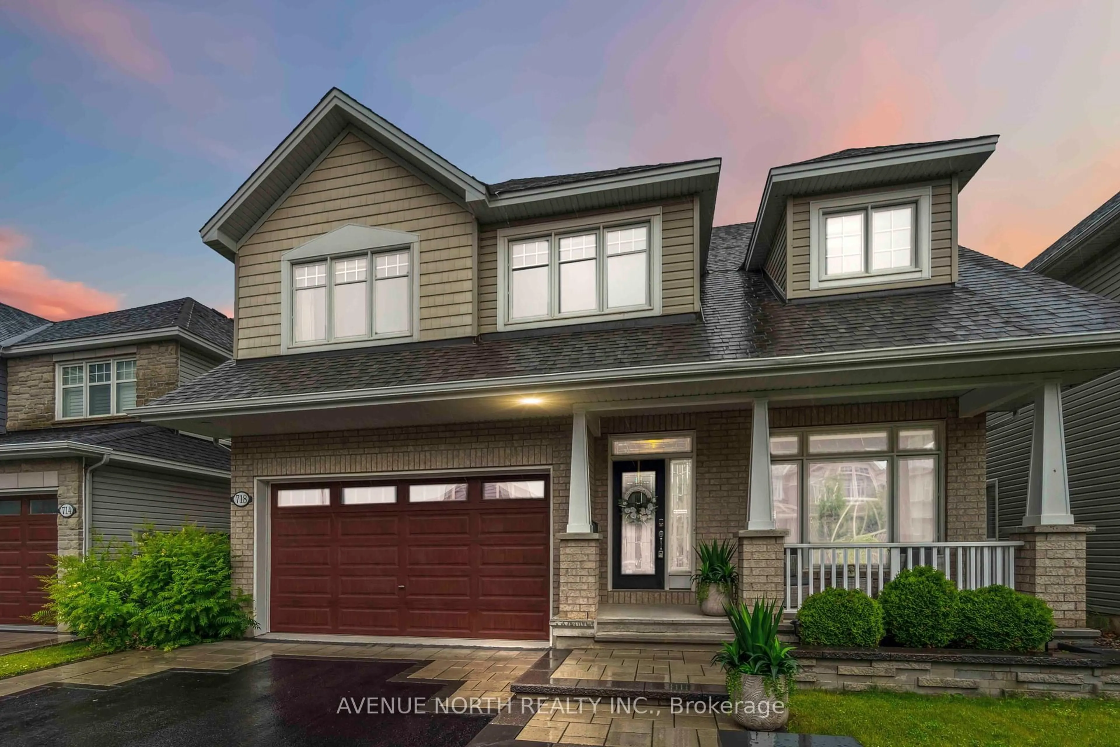 Home with vinyl exterior material, street for 718 BUNCHBERRY Way, Ottawa Ontario K1T 0J8
