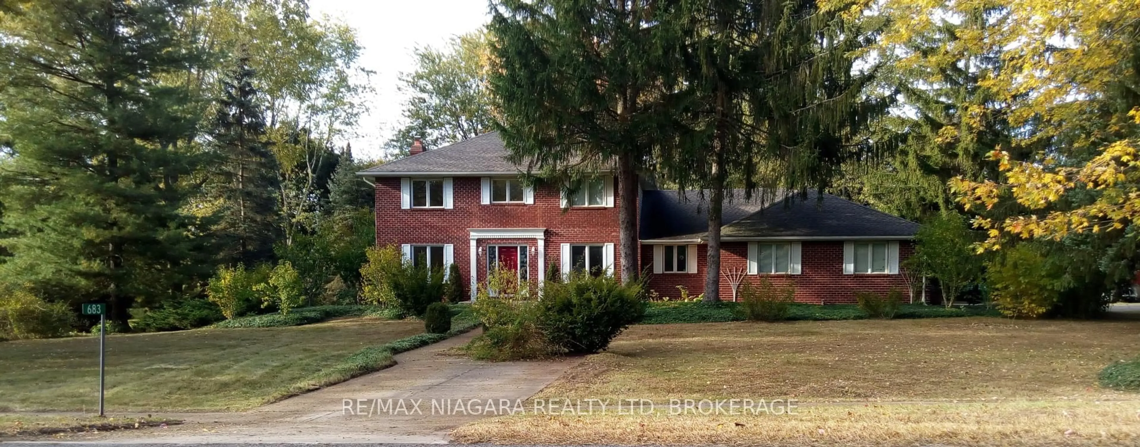 Home with brick exterior material, street for 683 Canboro Rd, Pelham Ontario L0S 1C0