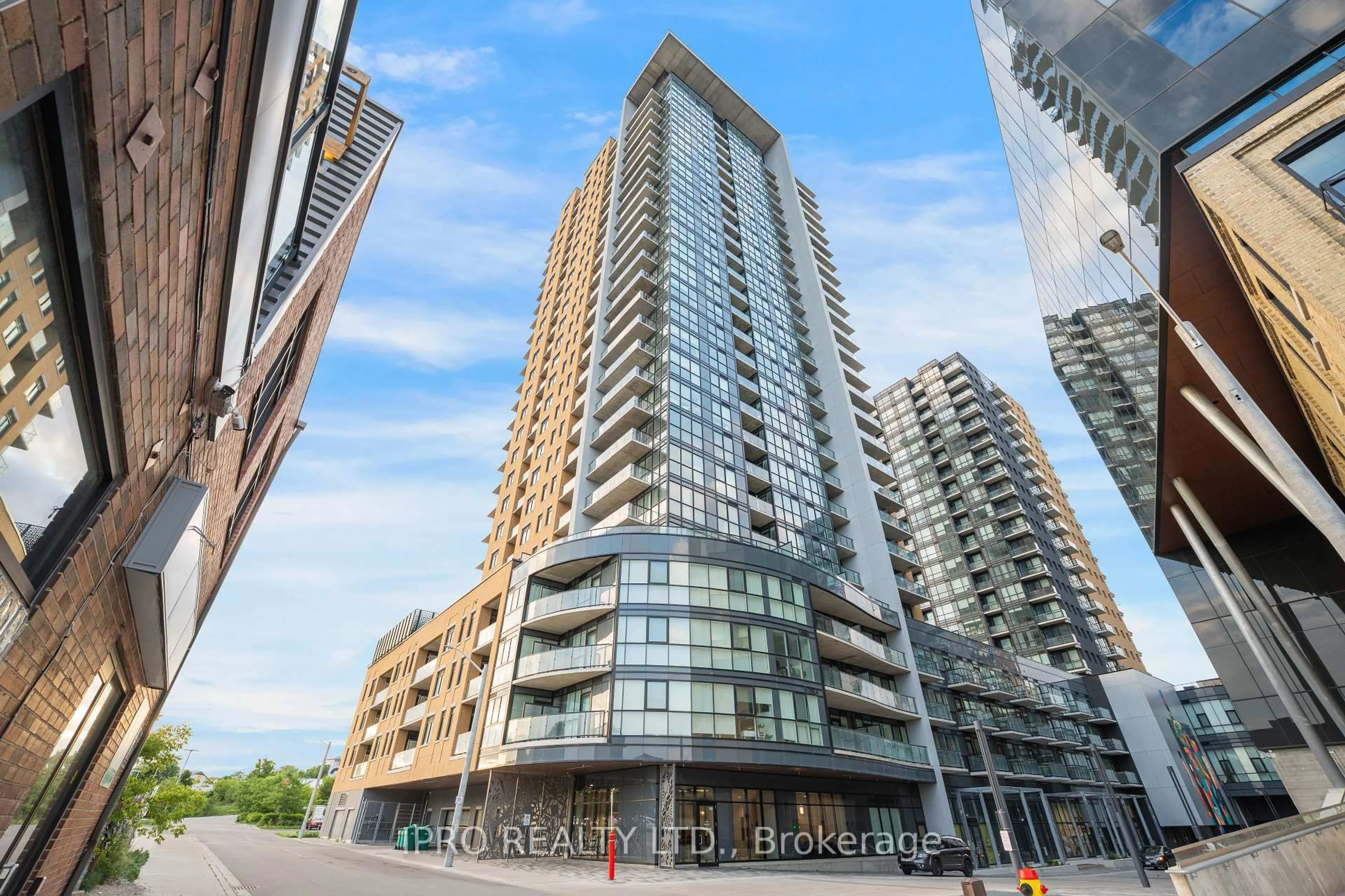 Unknown for 108 Garment St #1502, Kitchener Ontario N2G 0E2
