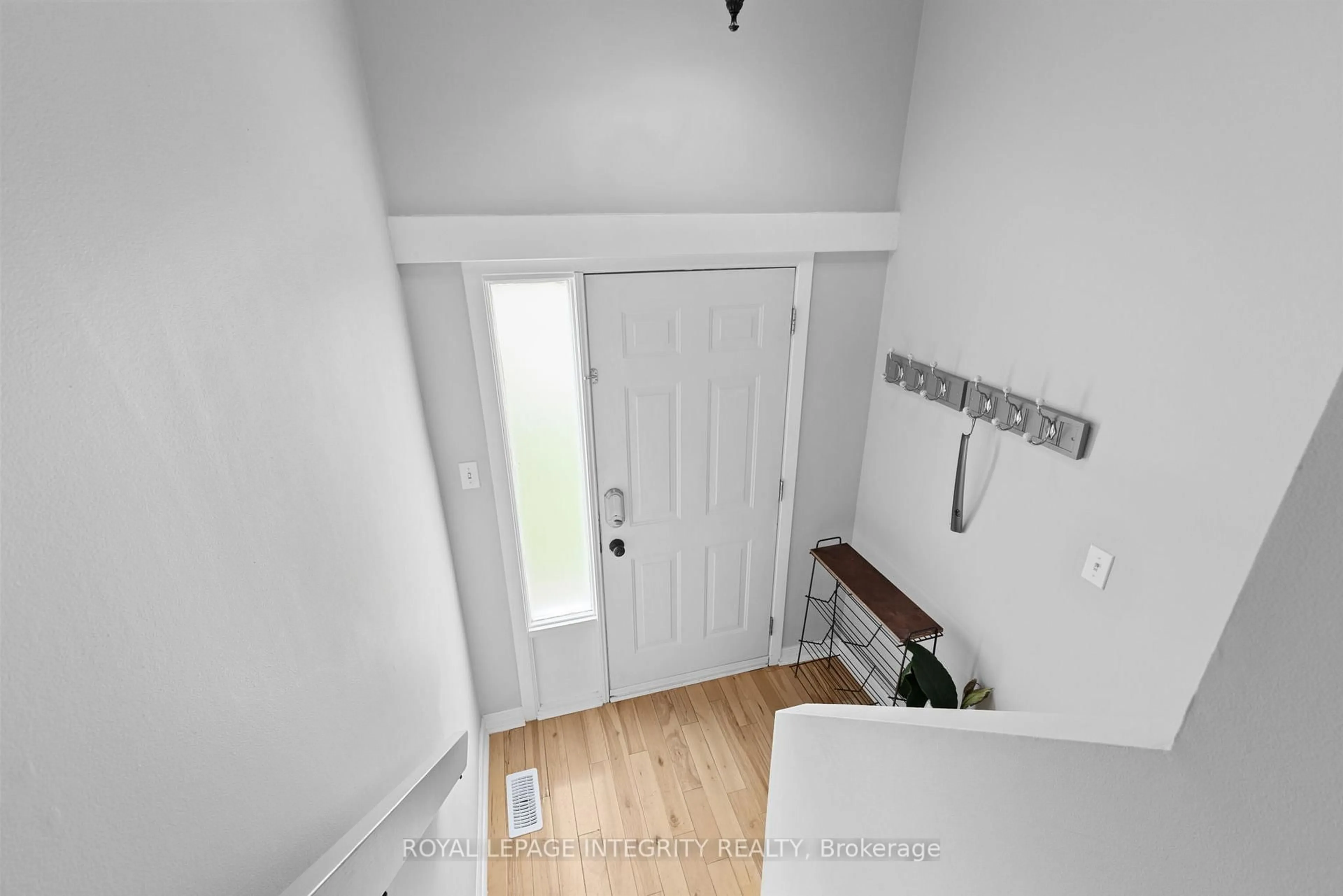 Unknown for 316 Woodfield Dr, Ottawa Ontario K2G 3W9