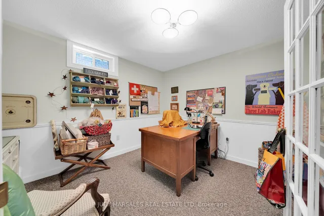 Additional image 38 of 12 Vance Cres