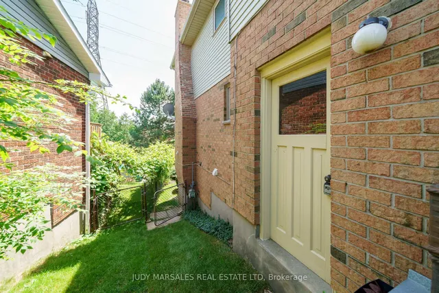 Additional image 44 of 12 Vance Cres