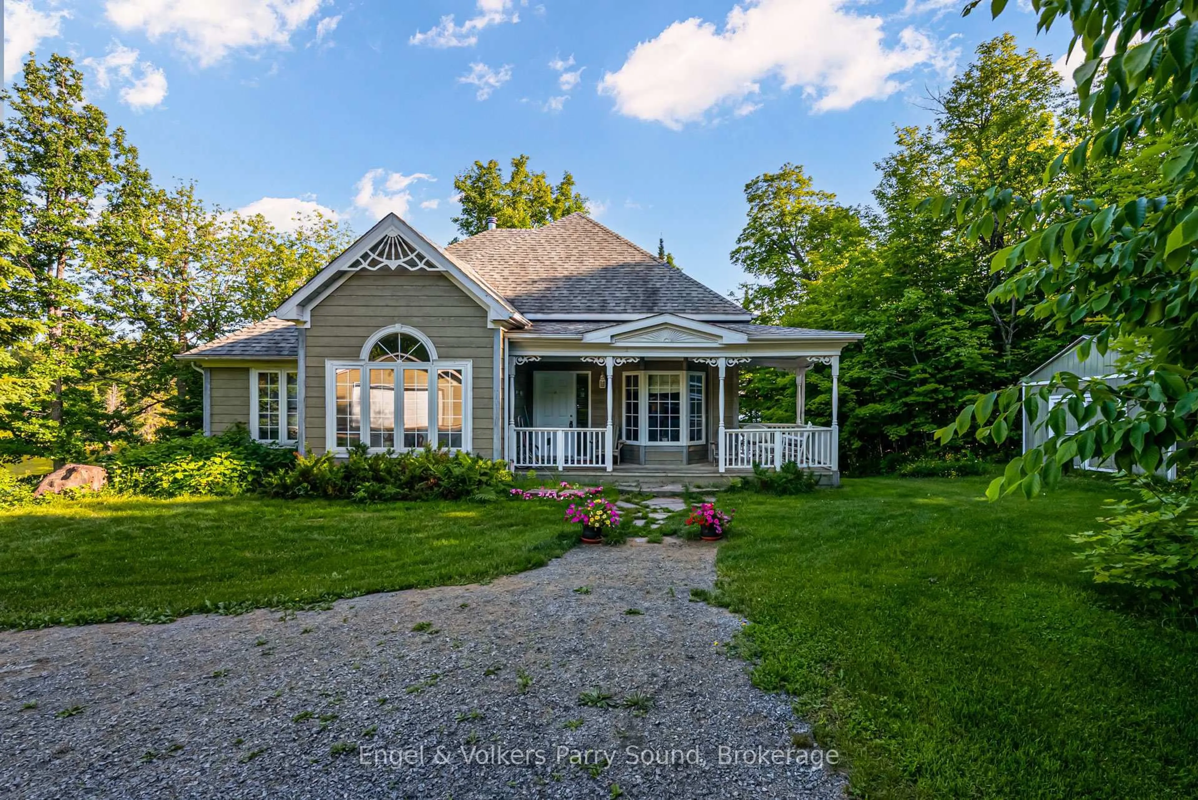 A pic from outside/outdoor area/front of a property/back of a property/a pic from drone, street for 37 Lizzies Lane, McKellar Ontario P2A 0B4