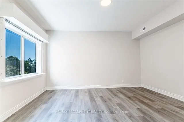 Additional property image - 261 KING St Unit 301 - 3A