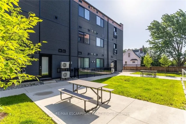 Additional property image - 261 KING St Unit 301 - 3A