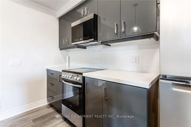 Additional property image - 261 KING St Unit 301 - 3A