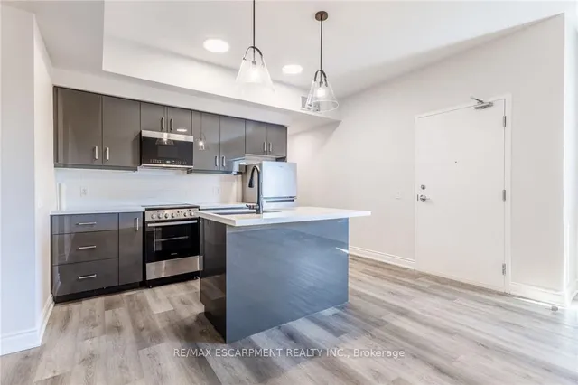 Additional property image - 261 KING St Unit 301 - 3A