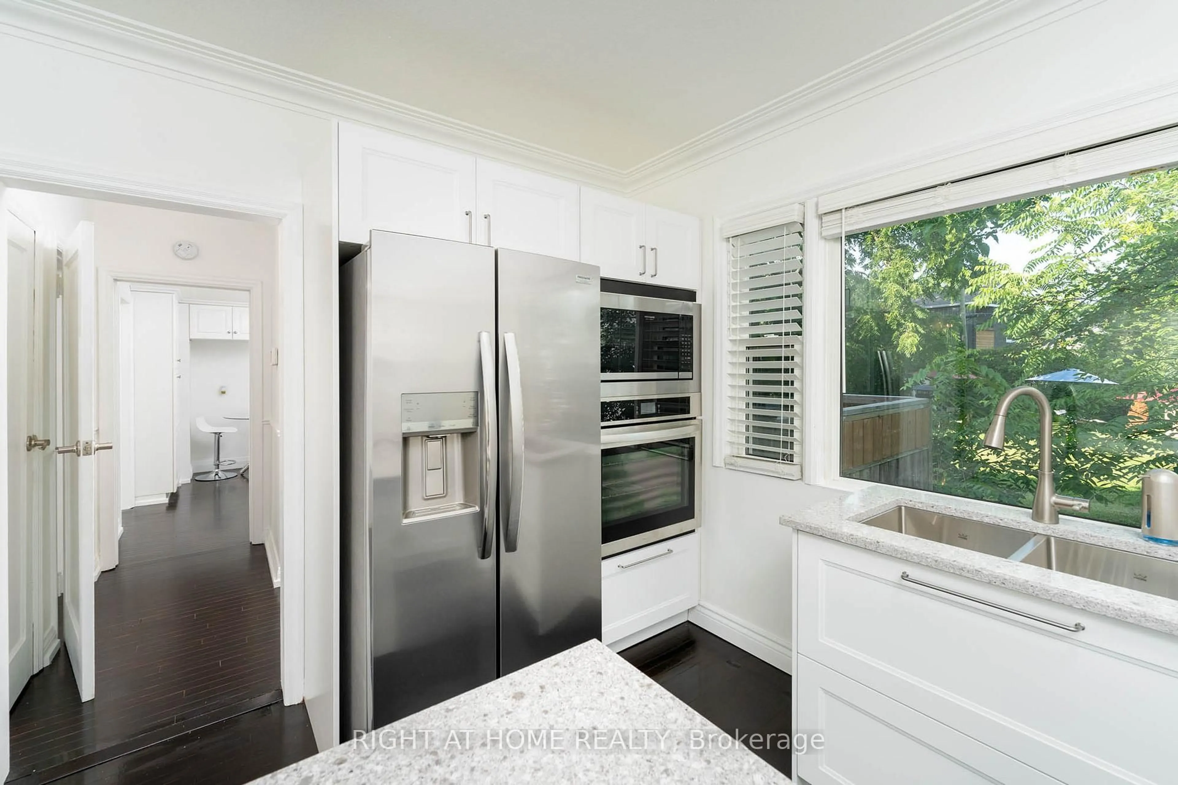 Unknown for 105 Glenridge Ave, St. Catharines Ontario L2R 4X5