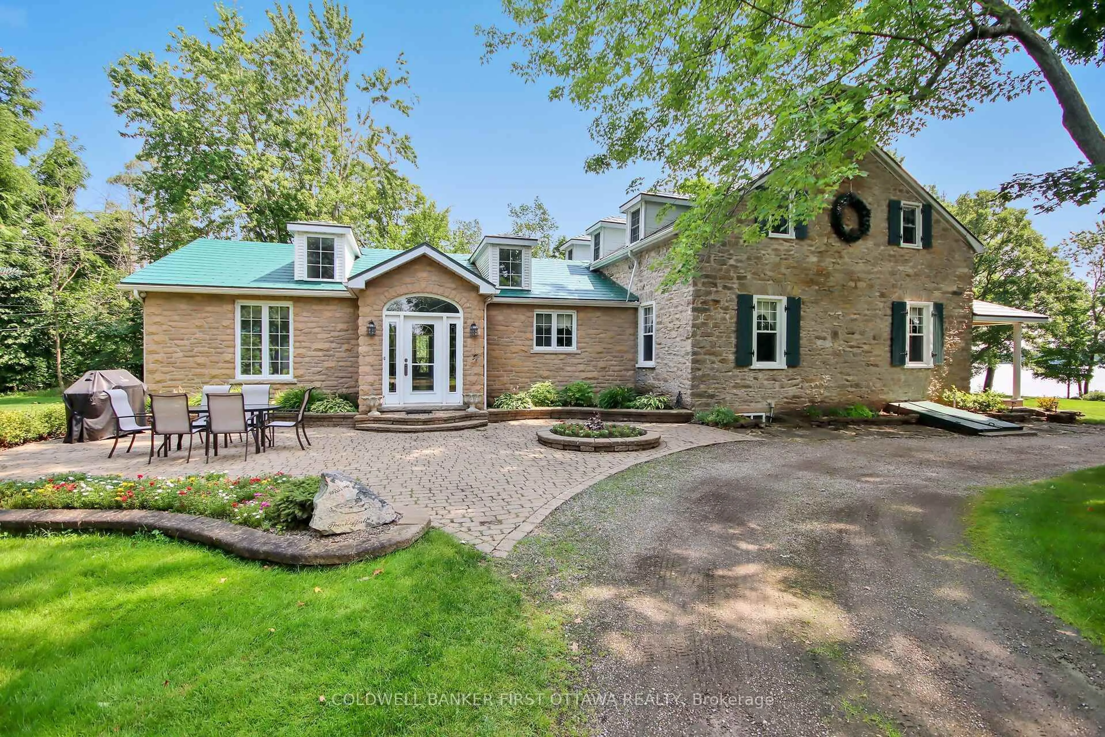 Home with brick exterior material, street for 100 Loch End Rd, Beckwith Ontario K7C 0S9