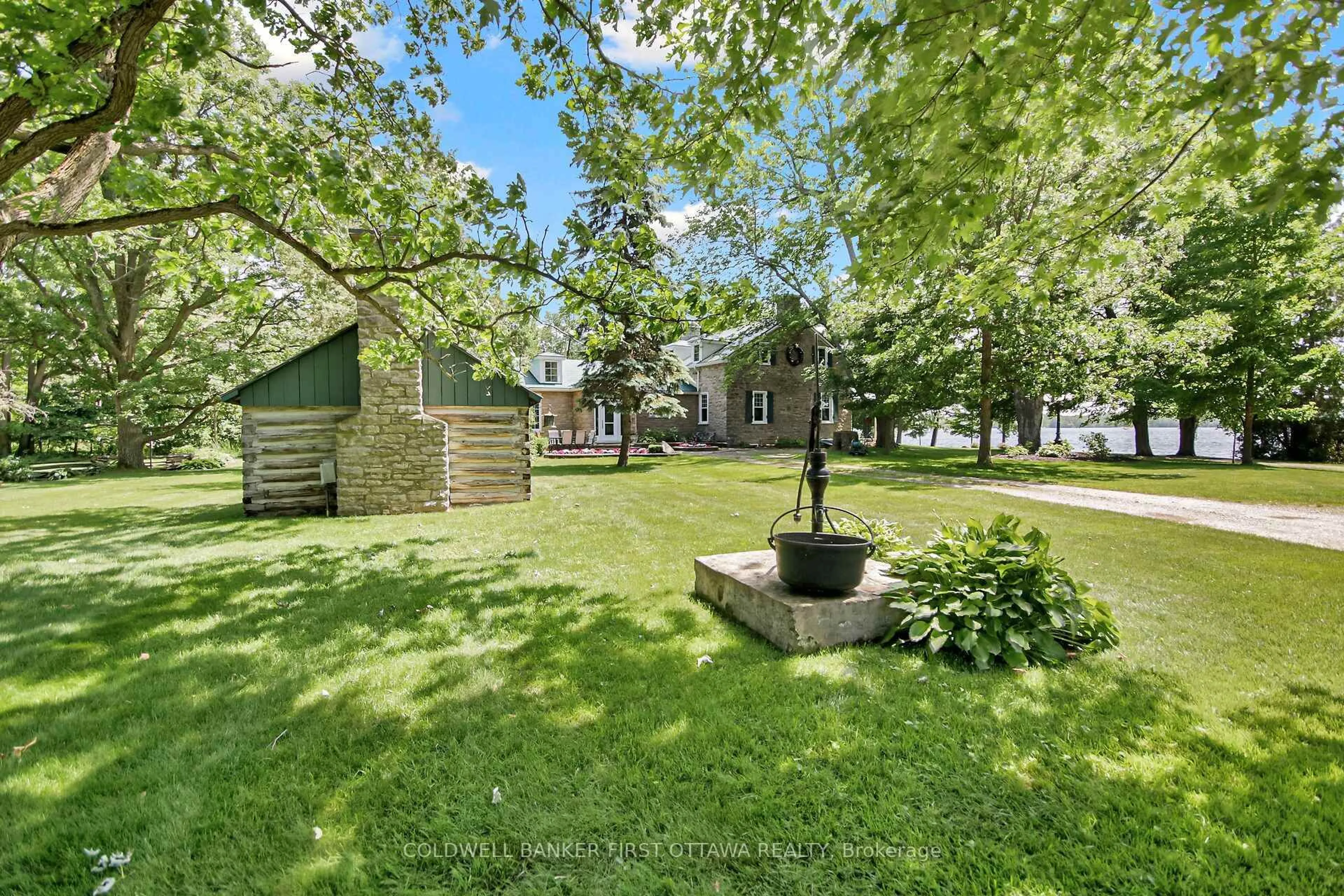 Patio, water/lake/river/ocean view for 100 Loch End Rd, Beckwith Ontario K7C 0S9