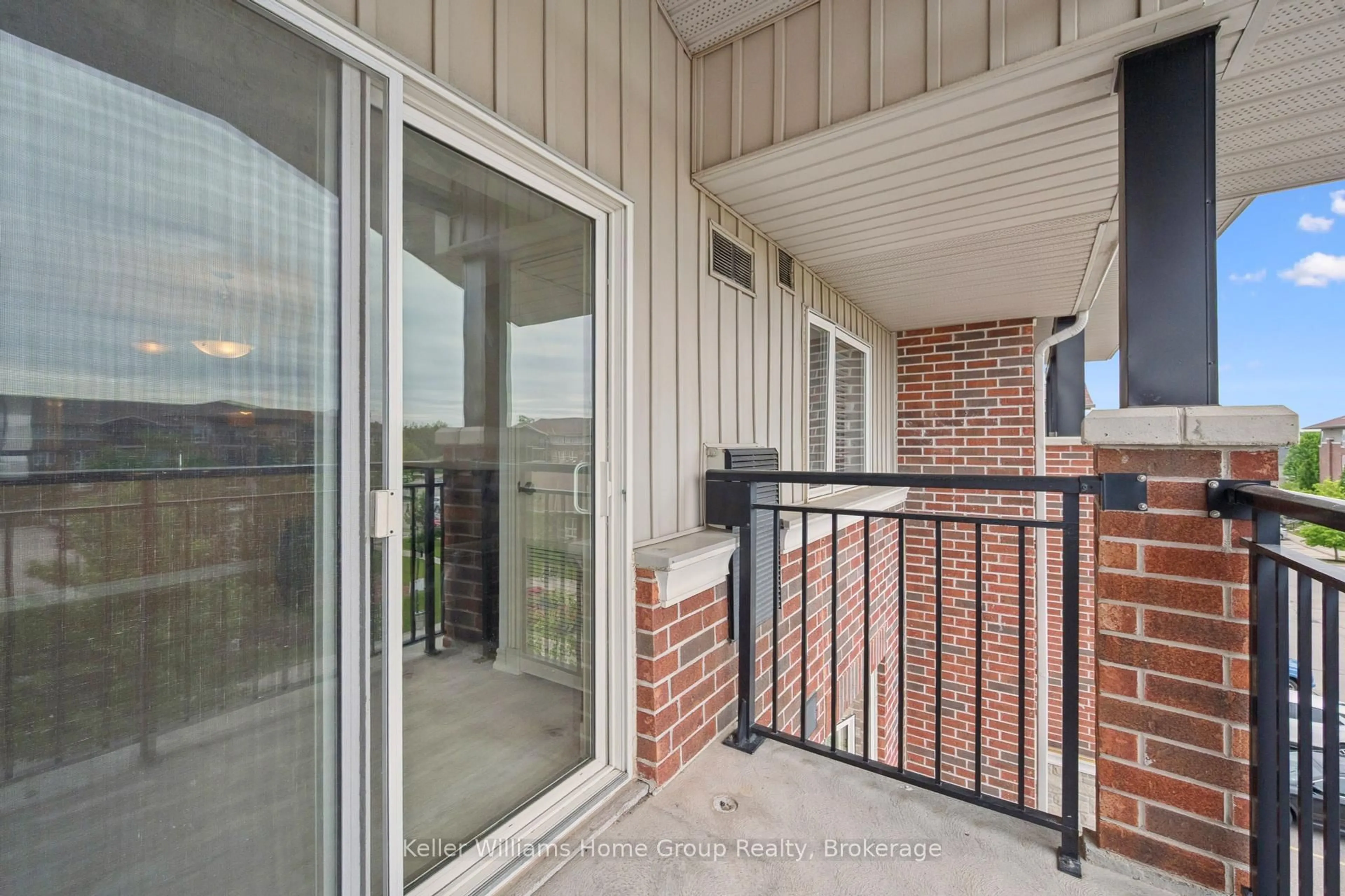 Patio, unknown for 37 Goodwin Dr #411, Guelph Ontario N1L 0E6