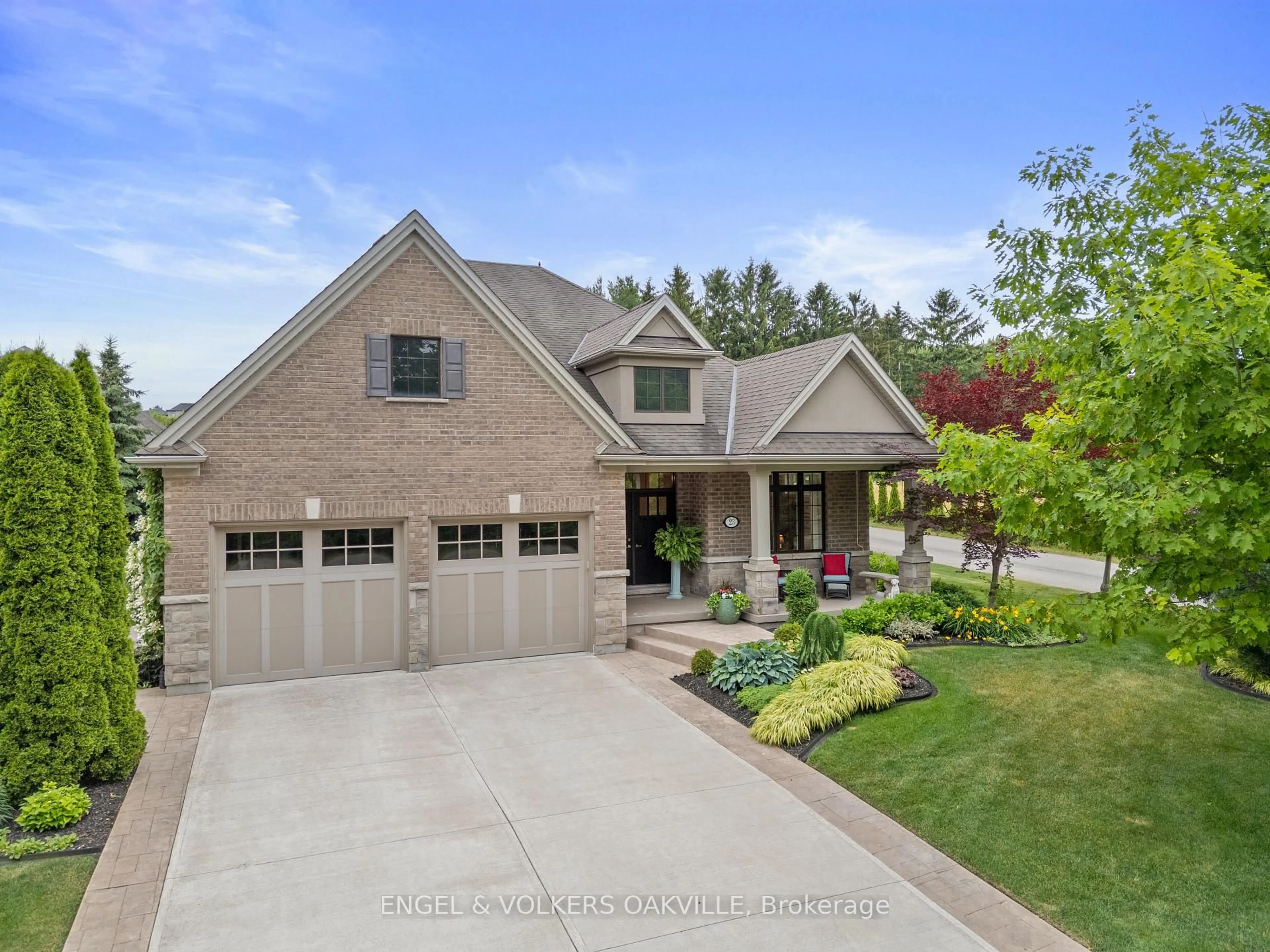 Home with brick exterior material, street for 23 Tulip Tree Rd, Niagara-on-the-Lake Ontario L0S 1J1