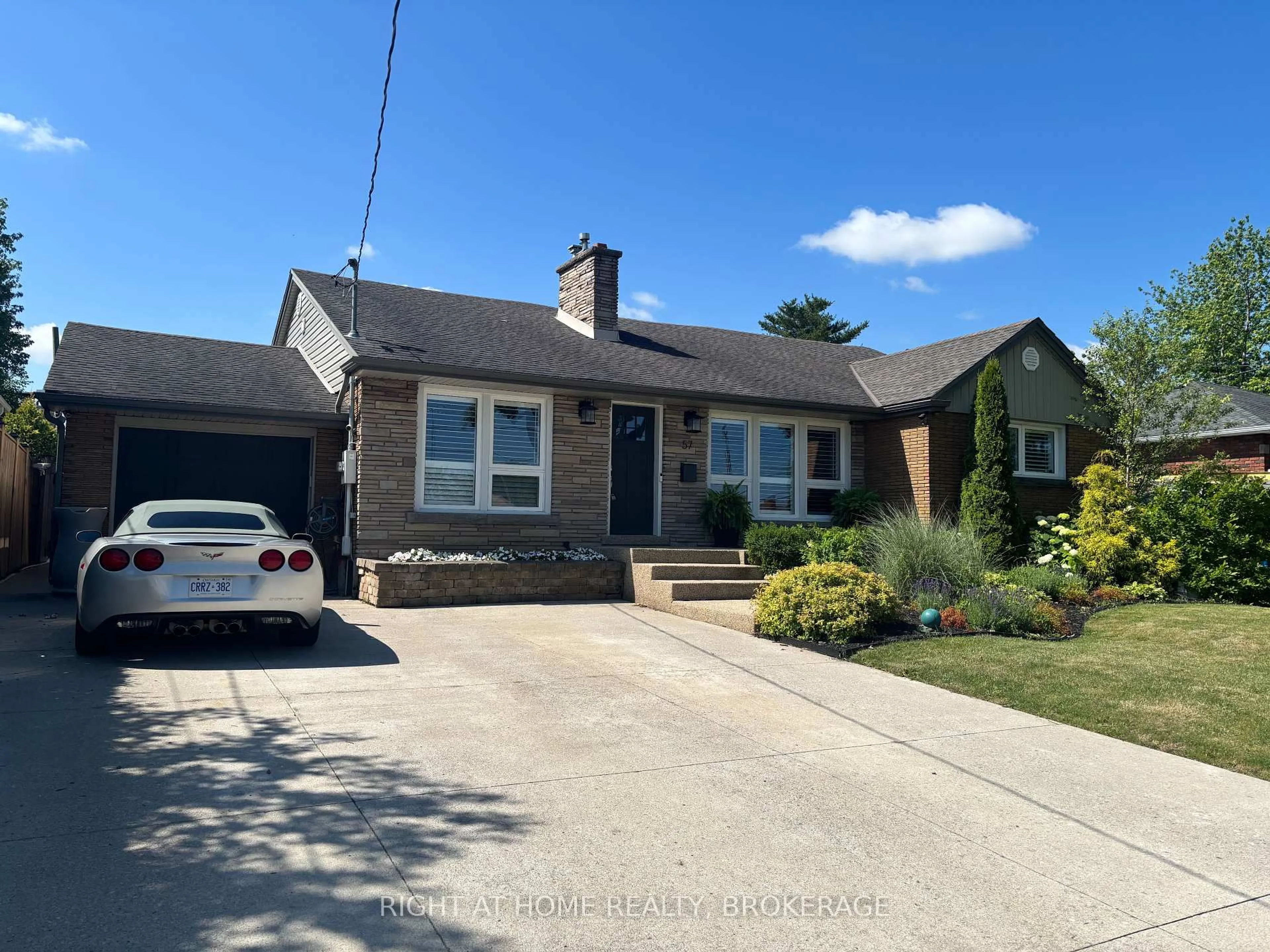 Unknown for 57 Metcalfe St, Thorold Ontario L2V 3A2