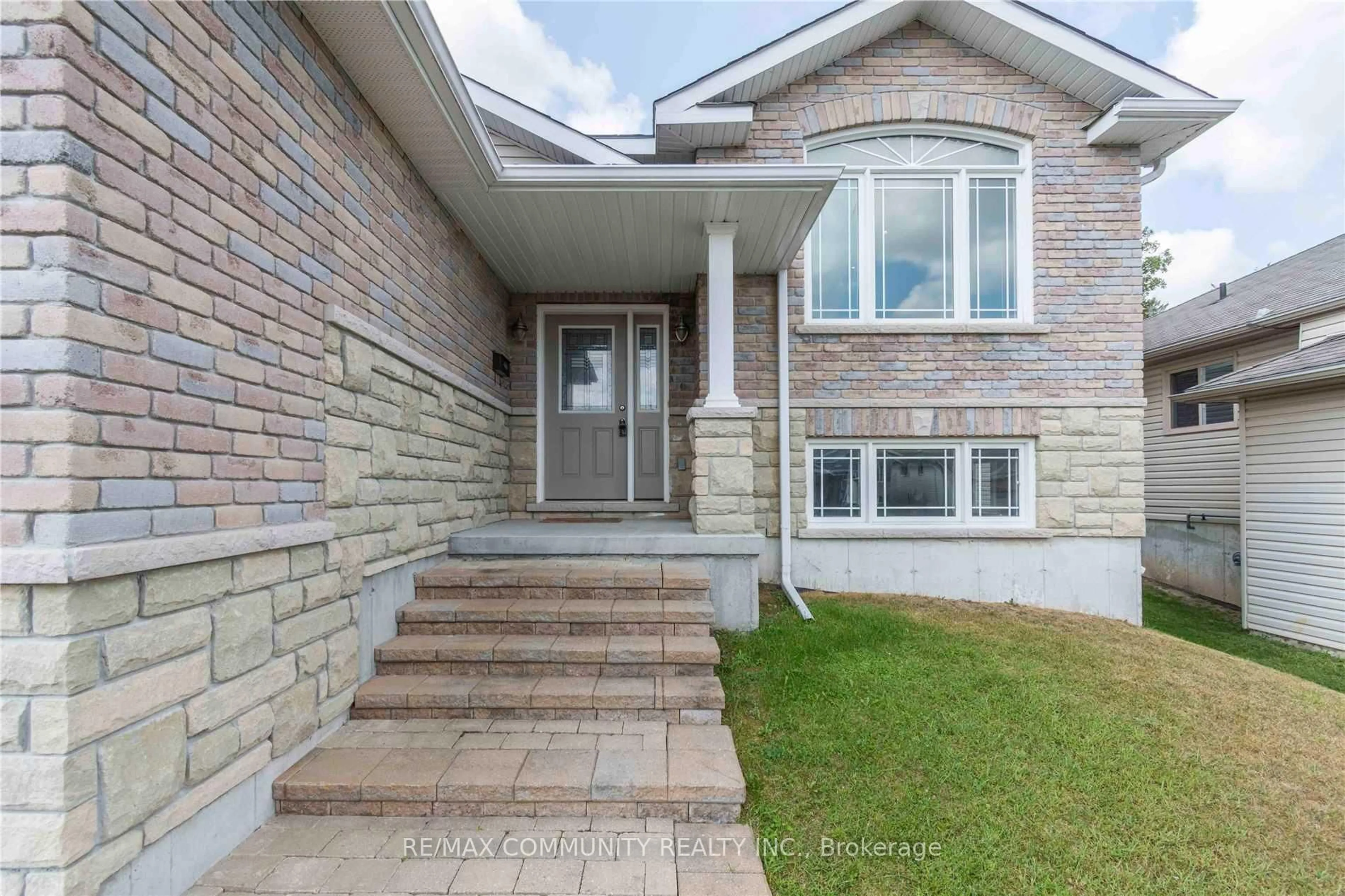 Home with brick exterior material, street for 25 Kyle Crt, Hastings Ontario K0K 2C0