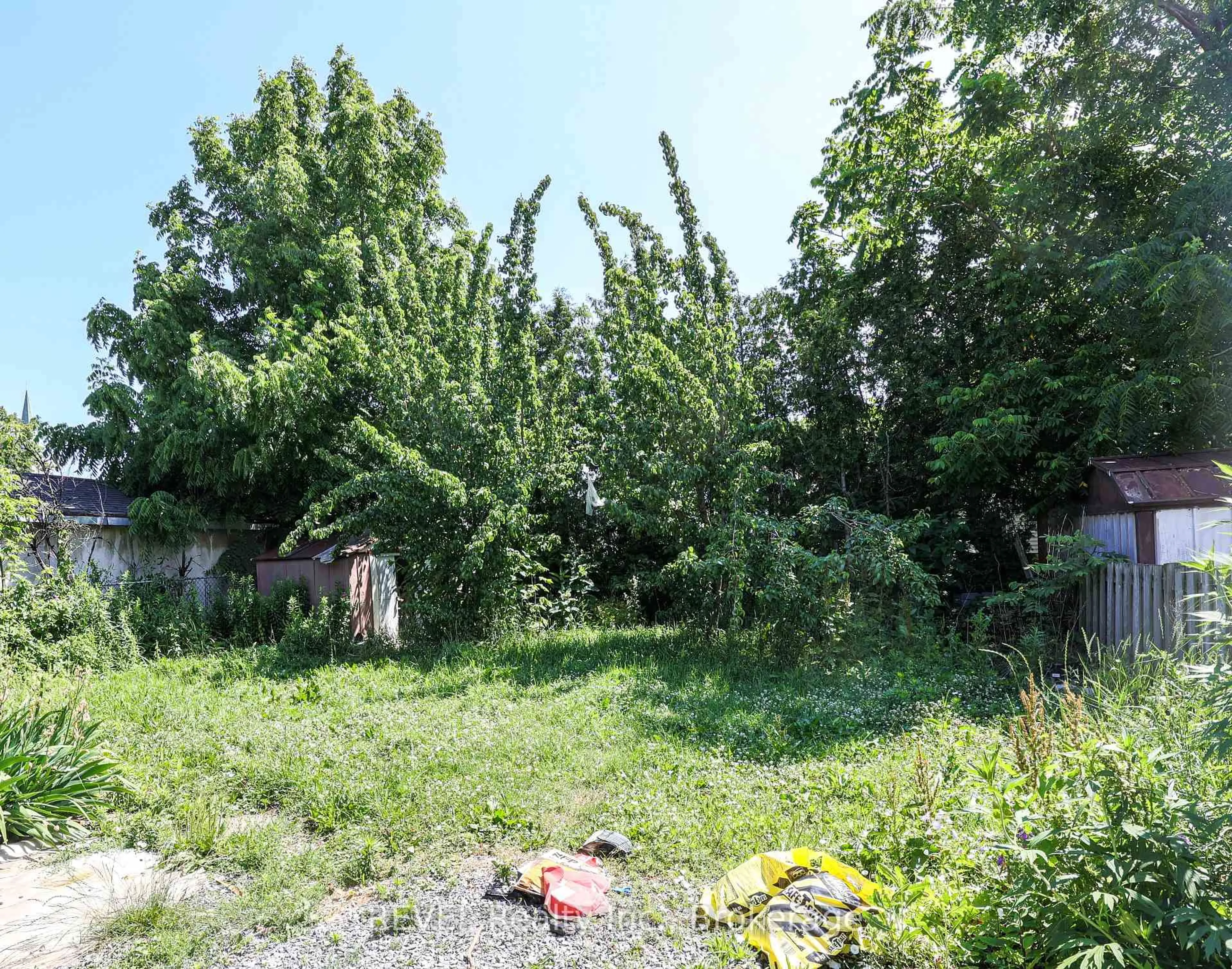 Unknown for 30 Ormonde Ave, St. Catharines Ontario L2M 5P2