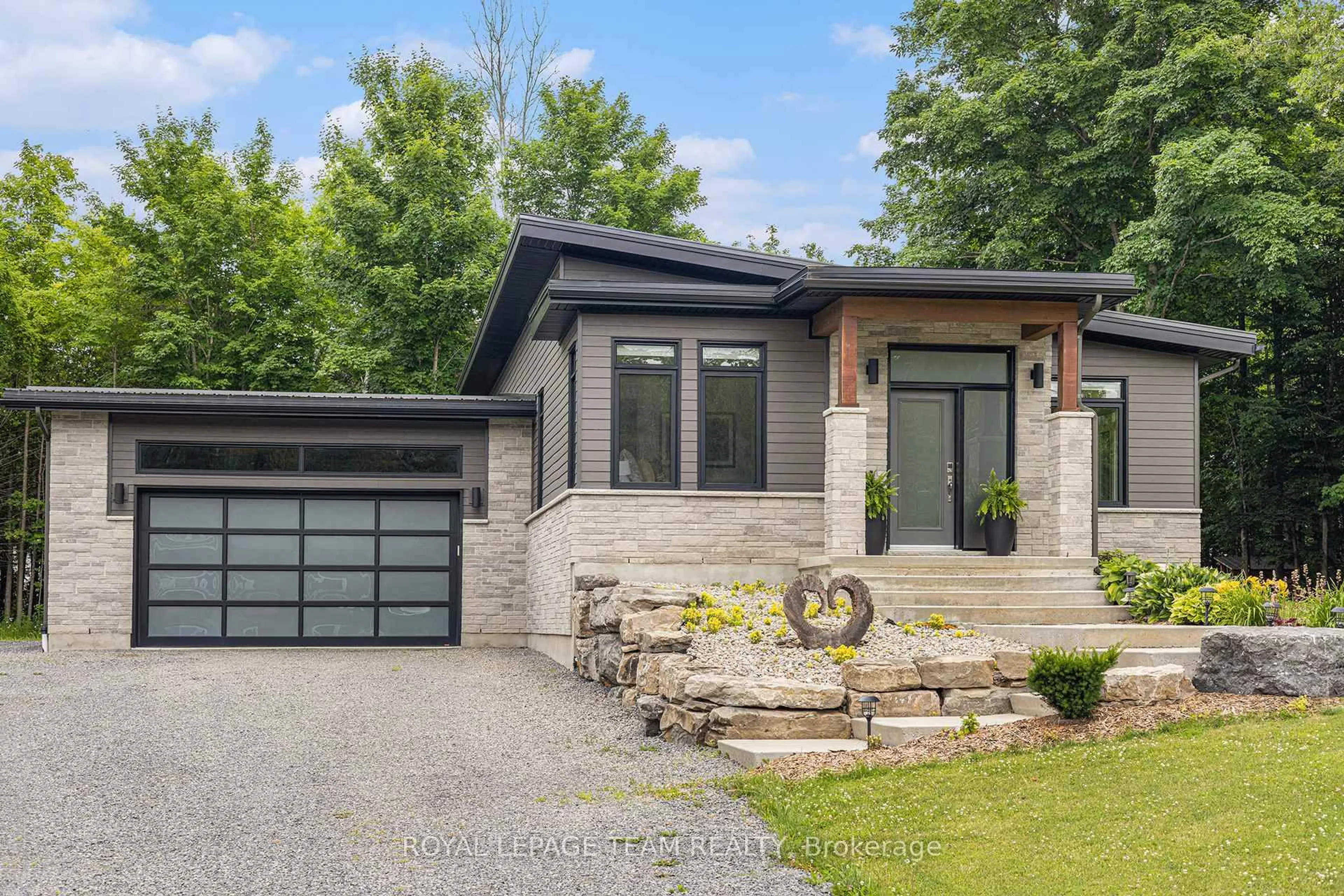 Home with brick exterior material, street for 101 BROOKBERRY Cres, North Grenville Ontario K0G 1J0