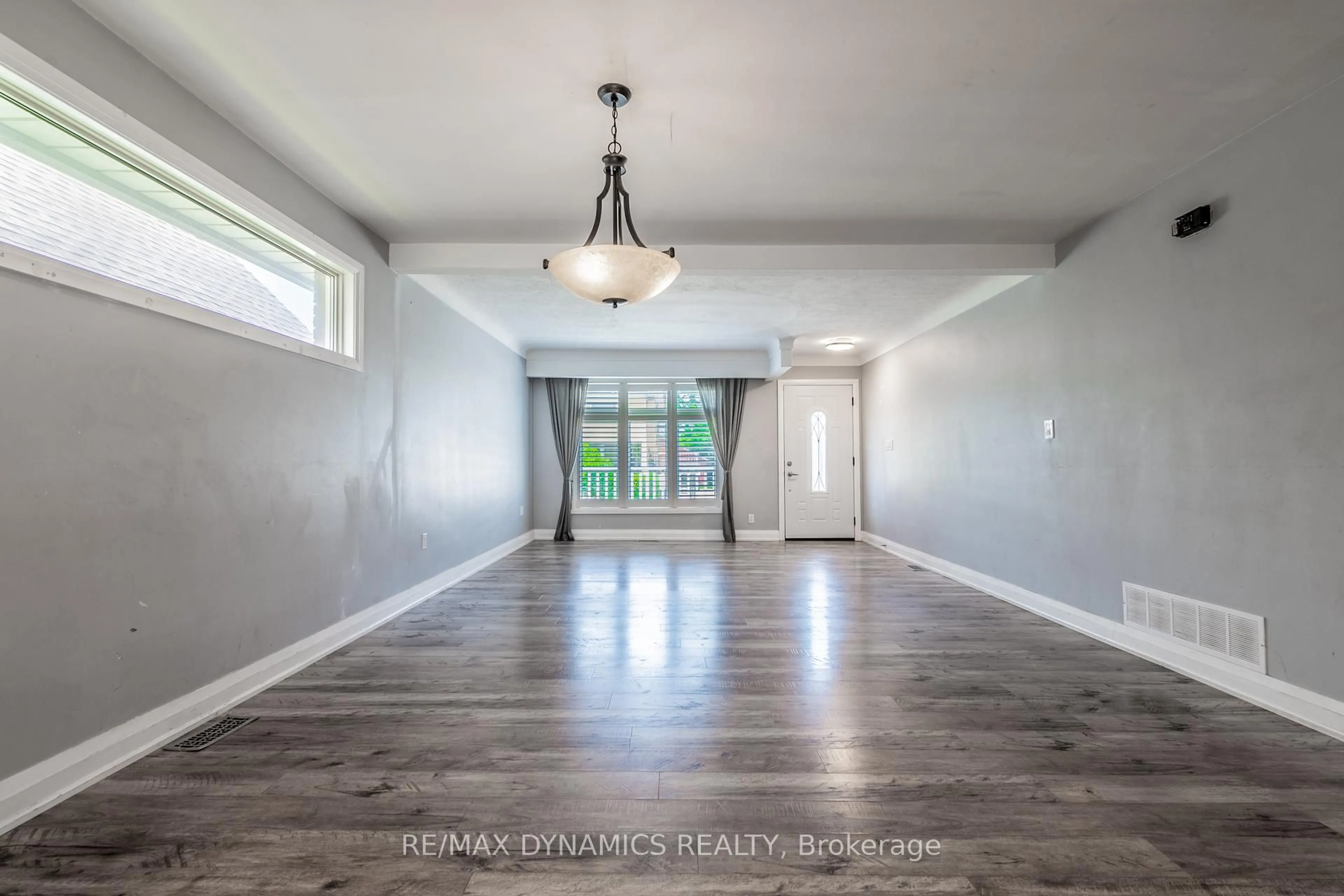 Unknown for 11 Garden St, Thorold Ontario L2V 3H9