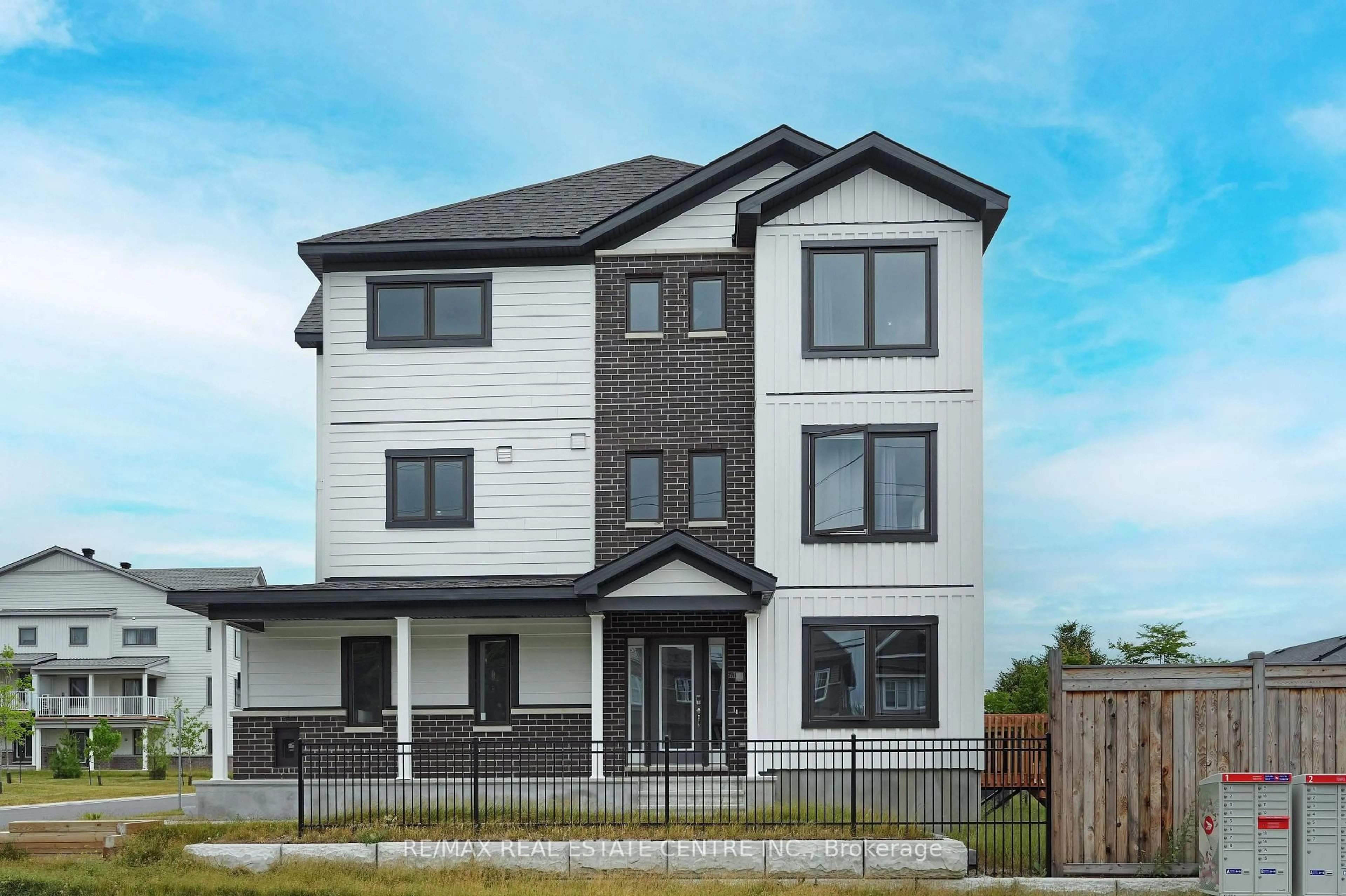 Home with brick exterior material, building for 740 Kinstead Pvt Private, Ottawa Ontario K2S 3B3