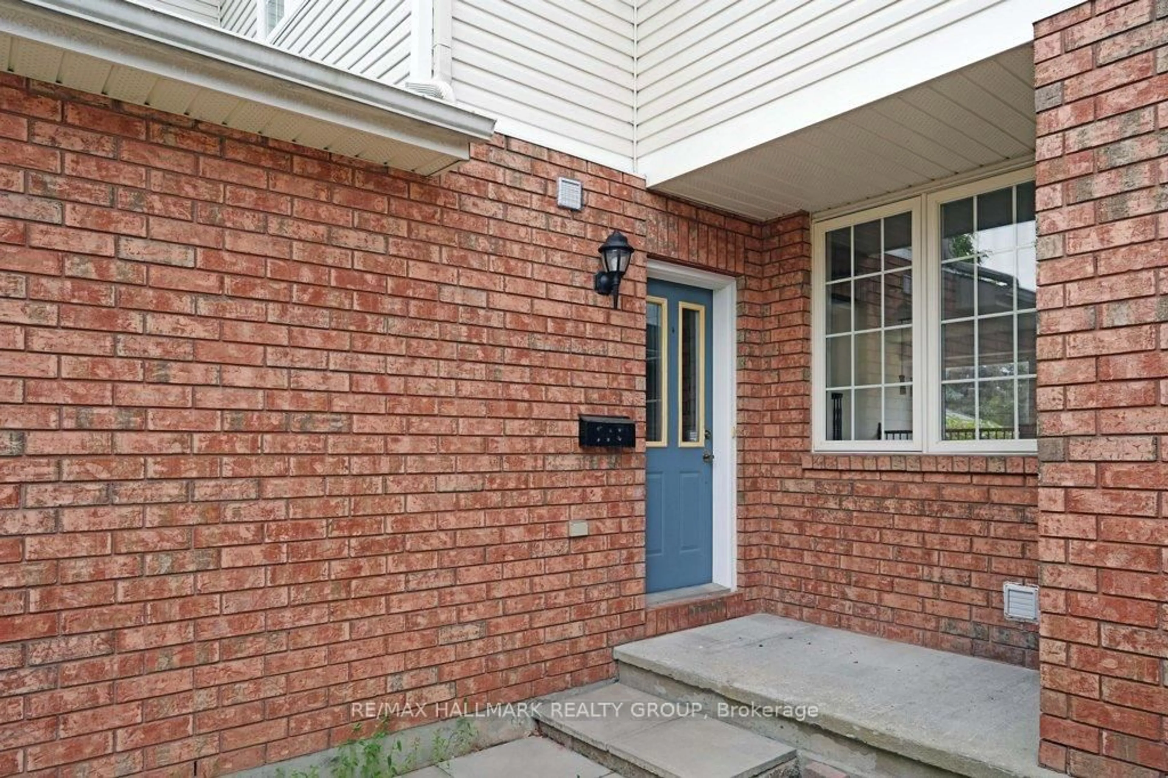 Unknown for 1429 Lynx Cres, Ottawa Ontario K4A 3Z1