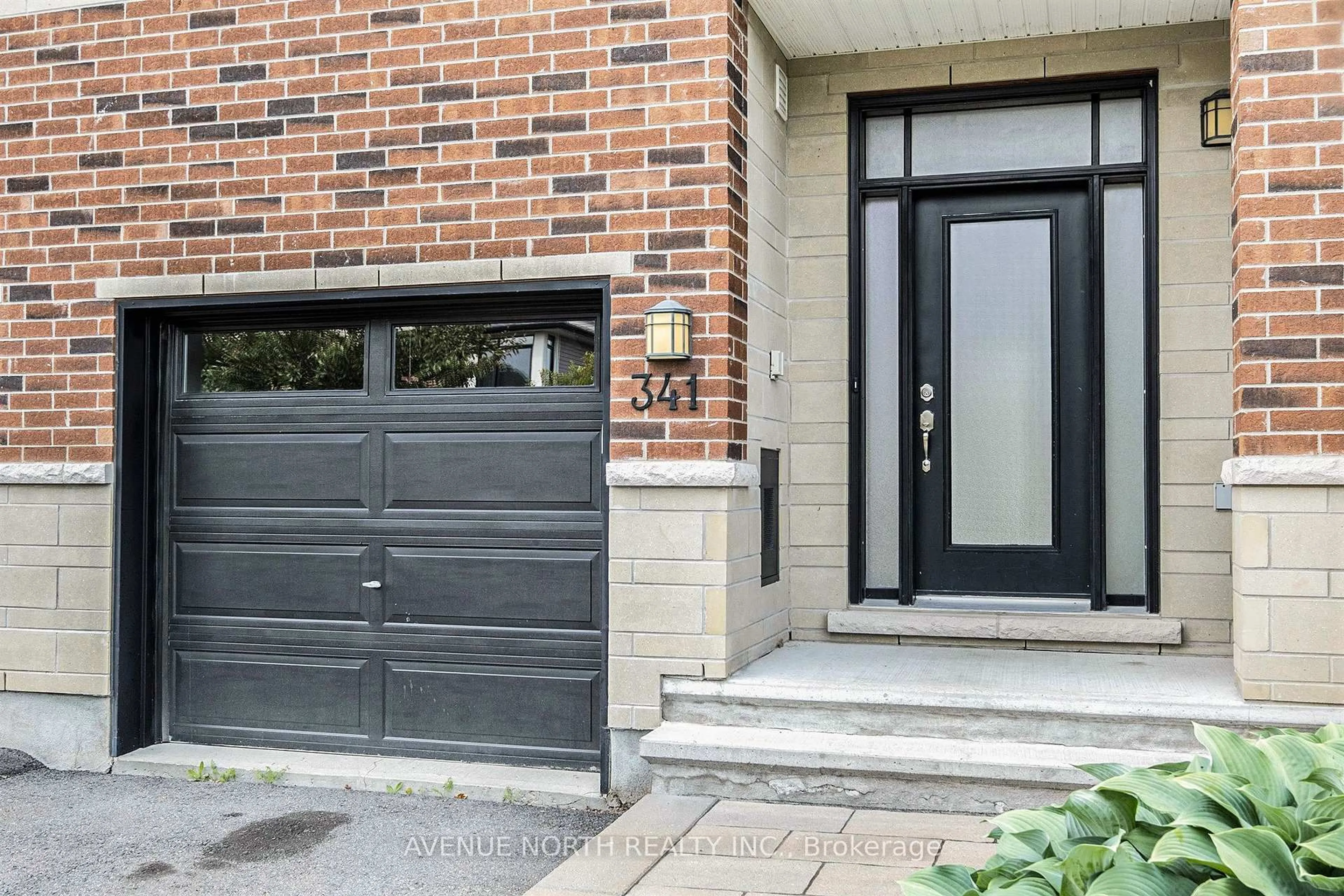 Unknown for 341 Cooks Mill Cres, Gloucester Ontario K1V 2M1